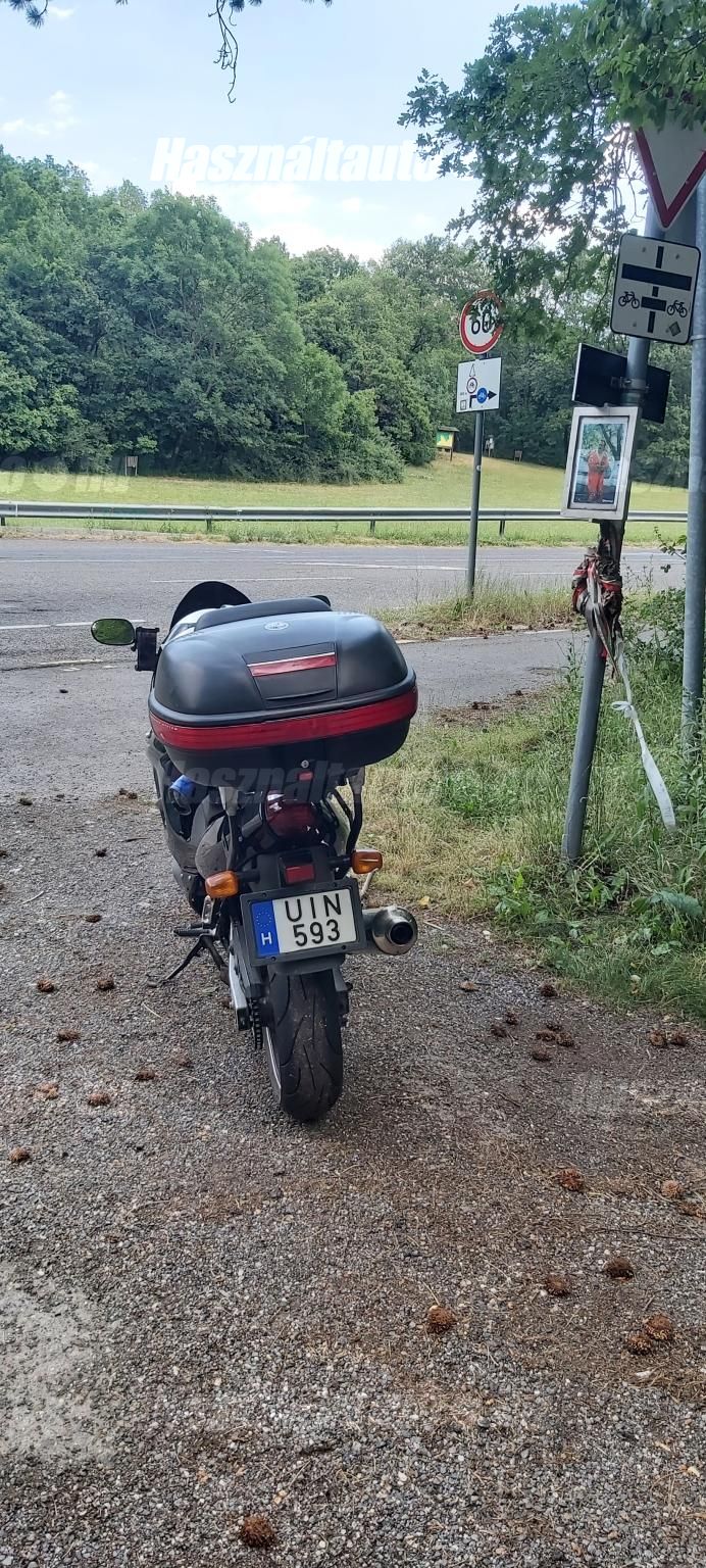 SUZUKI GSX 750 F 2000/10 - 1