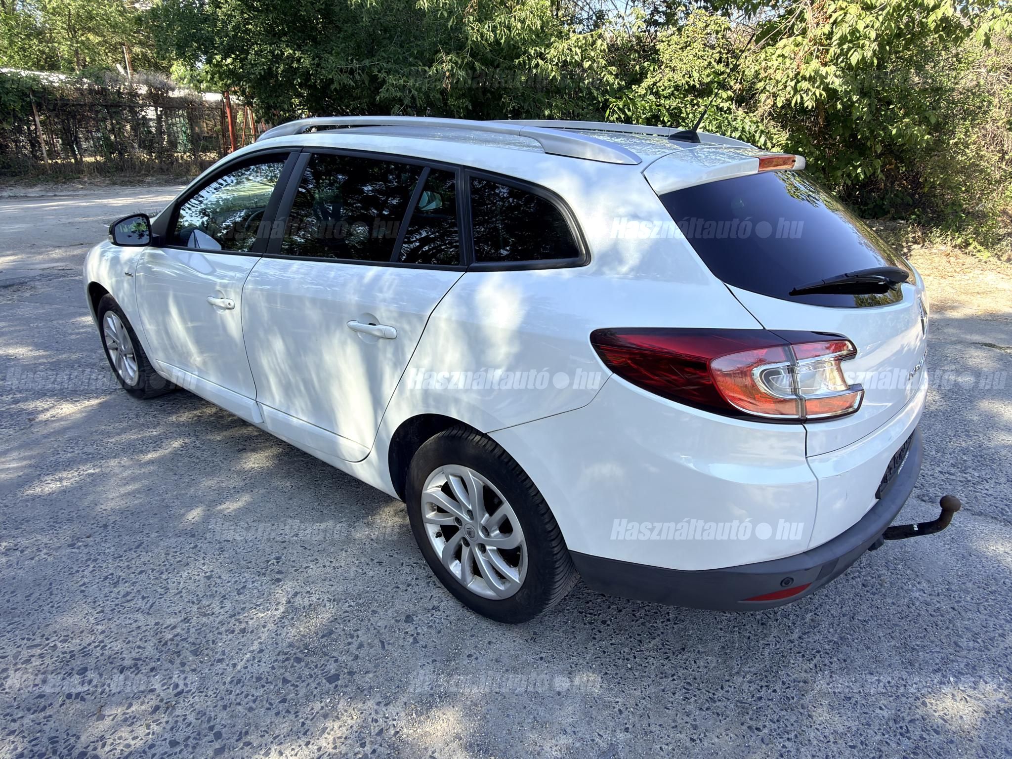 RENAULT MEGANE 2015/5 - 1