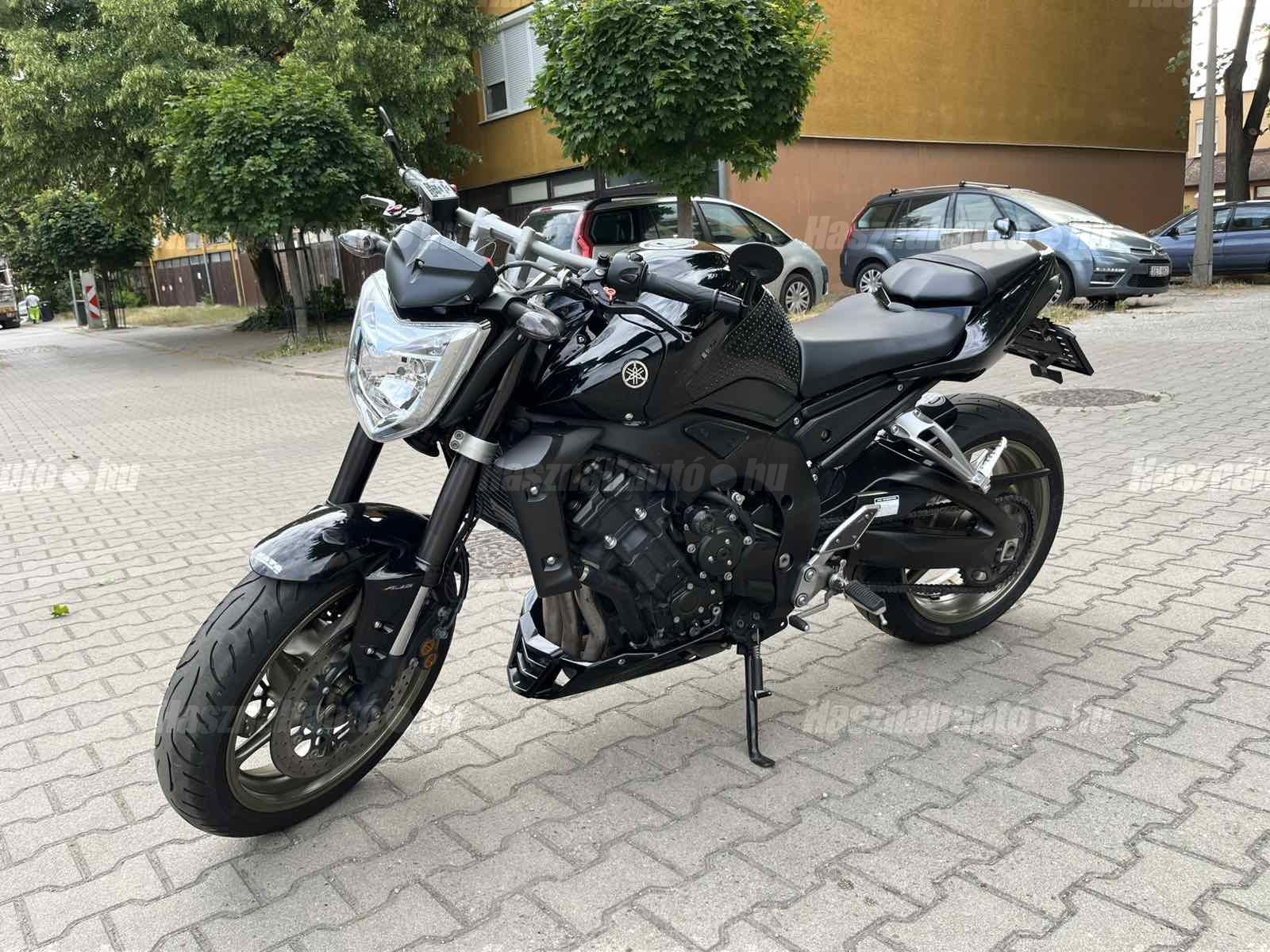 YAMAHA FZ1 2008/4 - 1