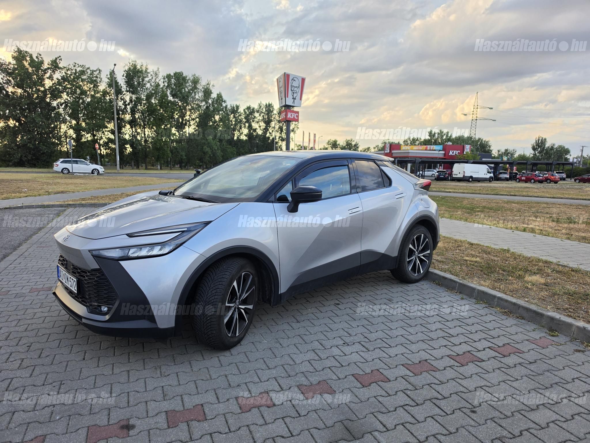 TOYOTA C-HR 2024/2 - 1