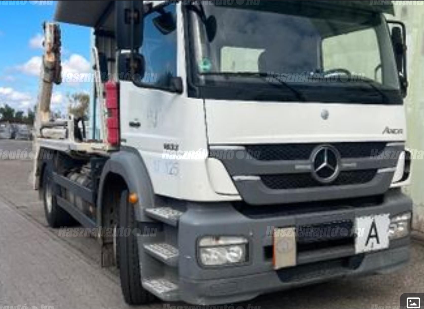 MERCEDES-BENZ 2014 - 1
