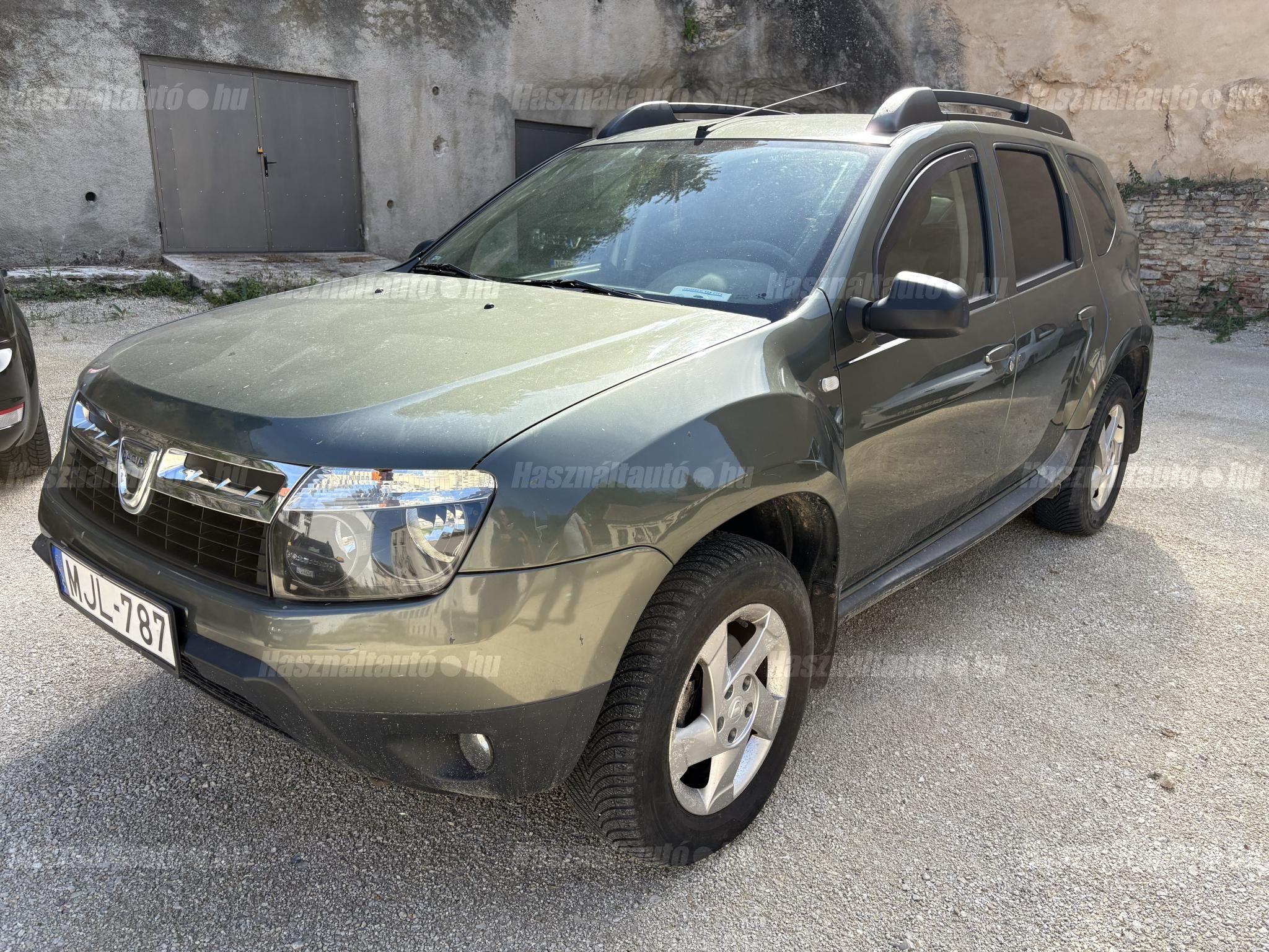 DACIA DUSTER 2013/5 - 1
