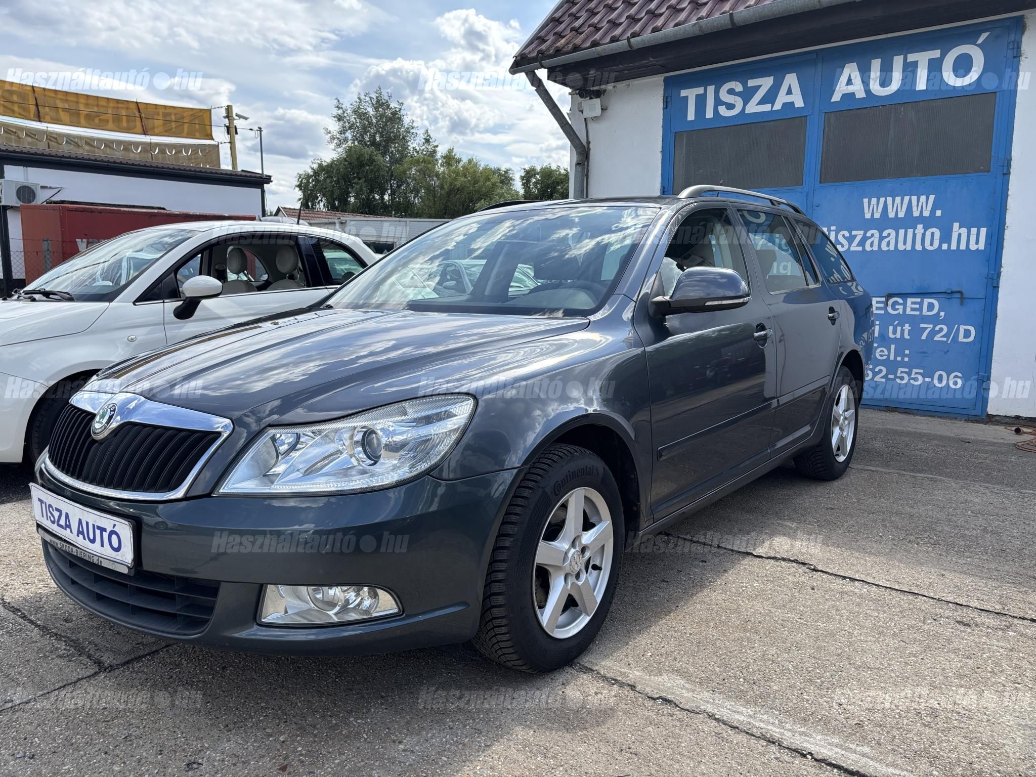 SKODA OCTAVIA 2012/8 - 1