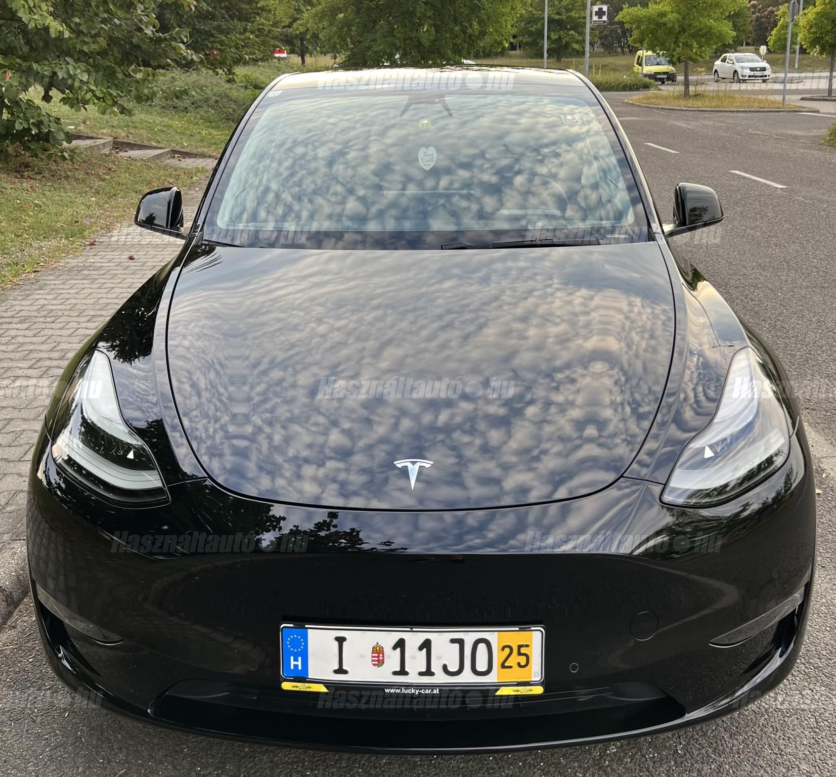 TESLA MODEL Y 2022/6 - 1
