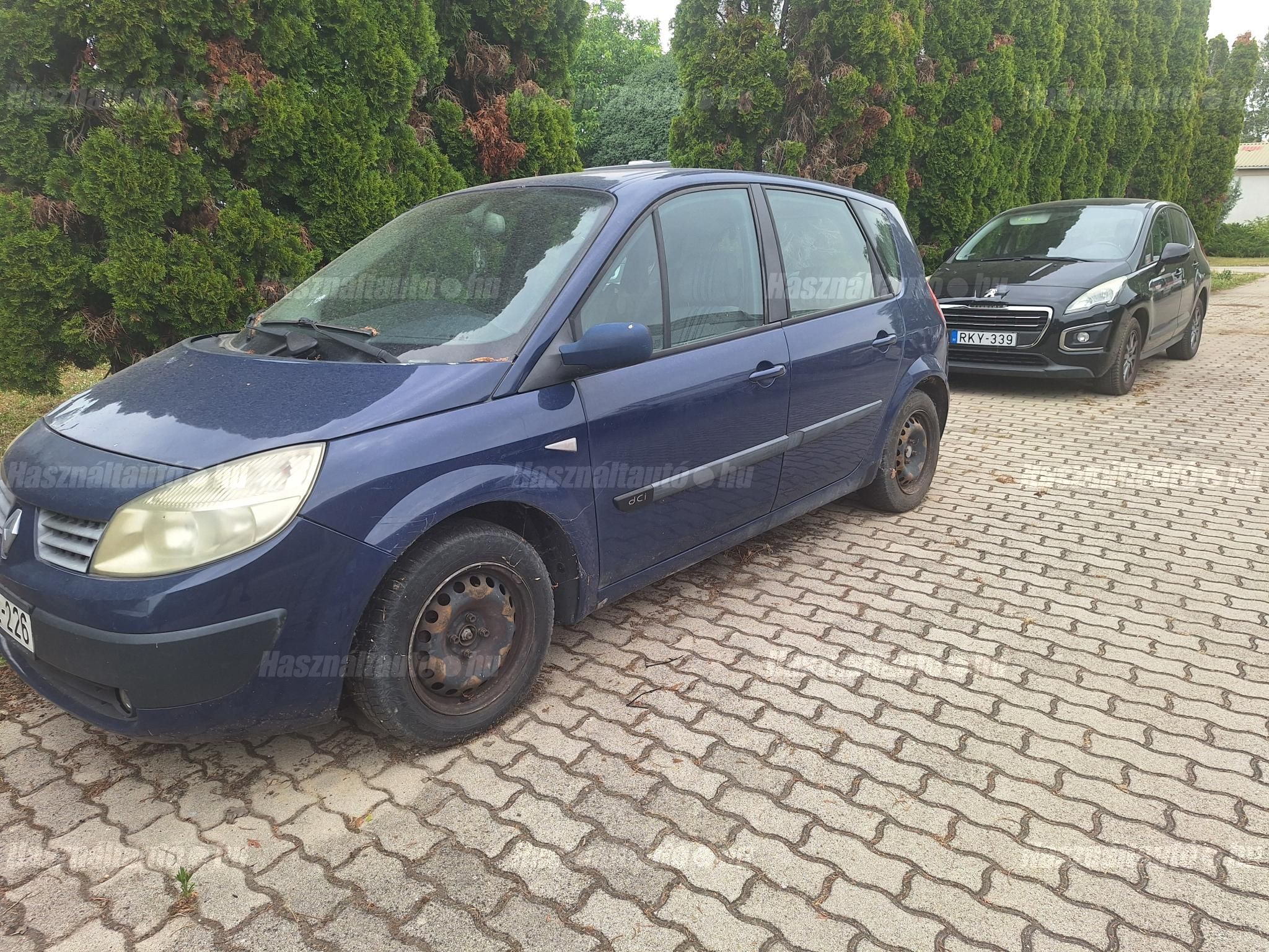 RENAULT SCENIC 2004/5 - 1