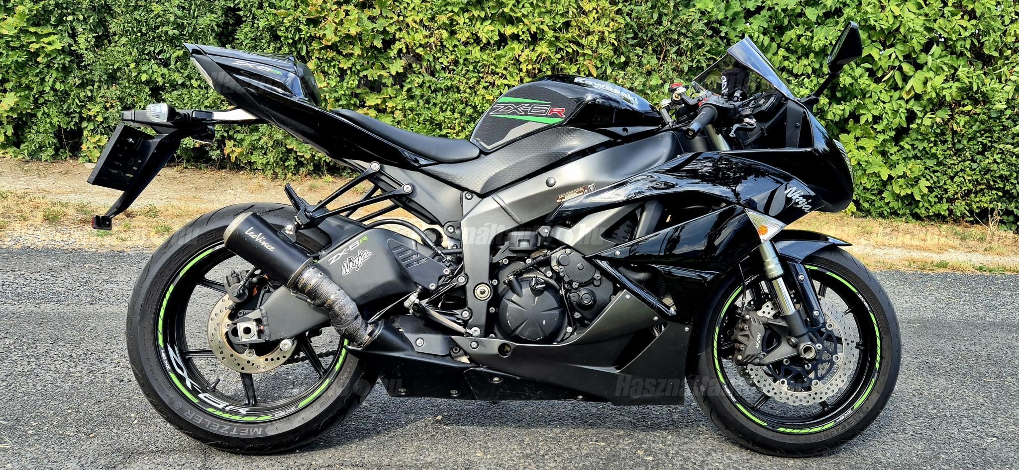 KAWASAKI ZX-6R (NINJA) 2009/12 - 1