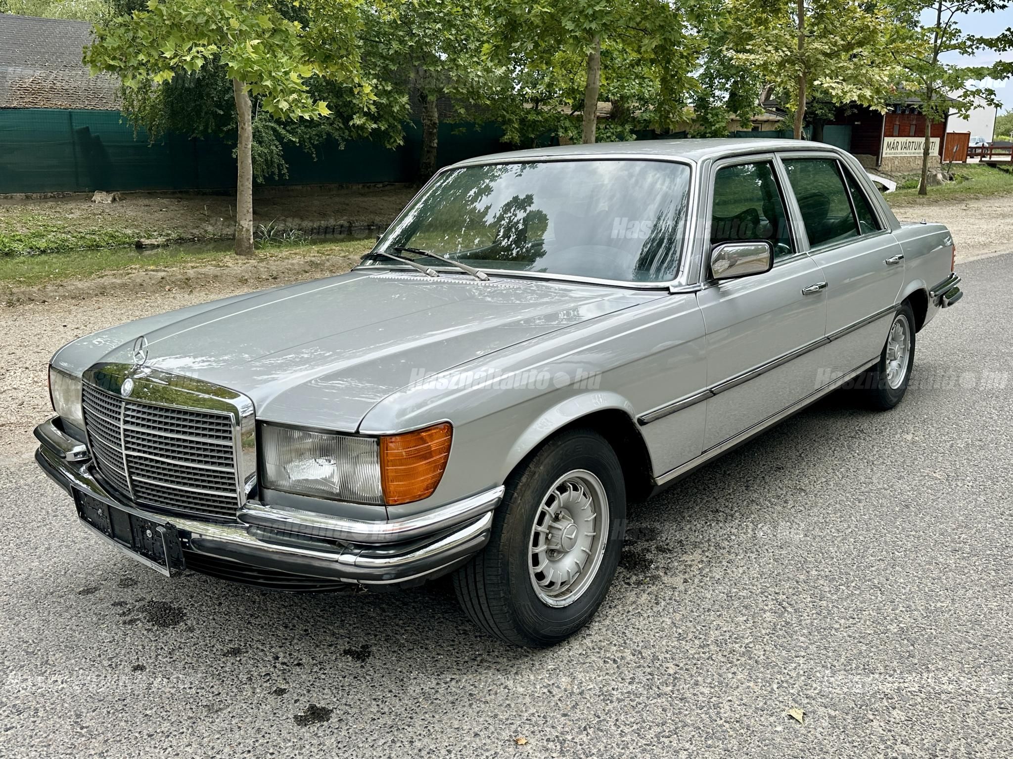 MERCEDES-BENZ S 450 1975/6 - 1