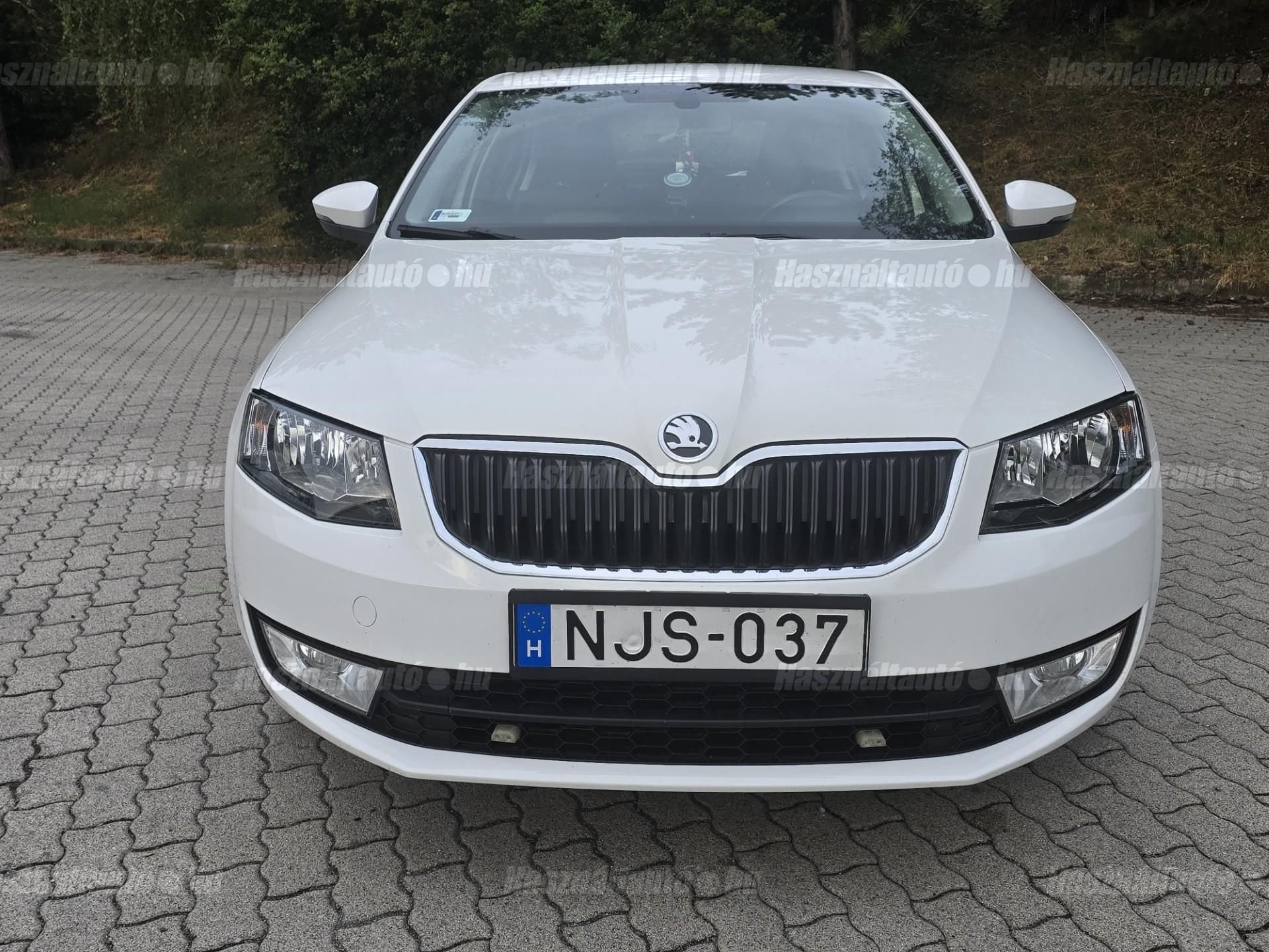 SKODA OCTAVIA 2015/11 - 1