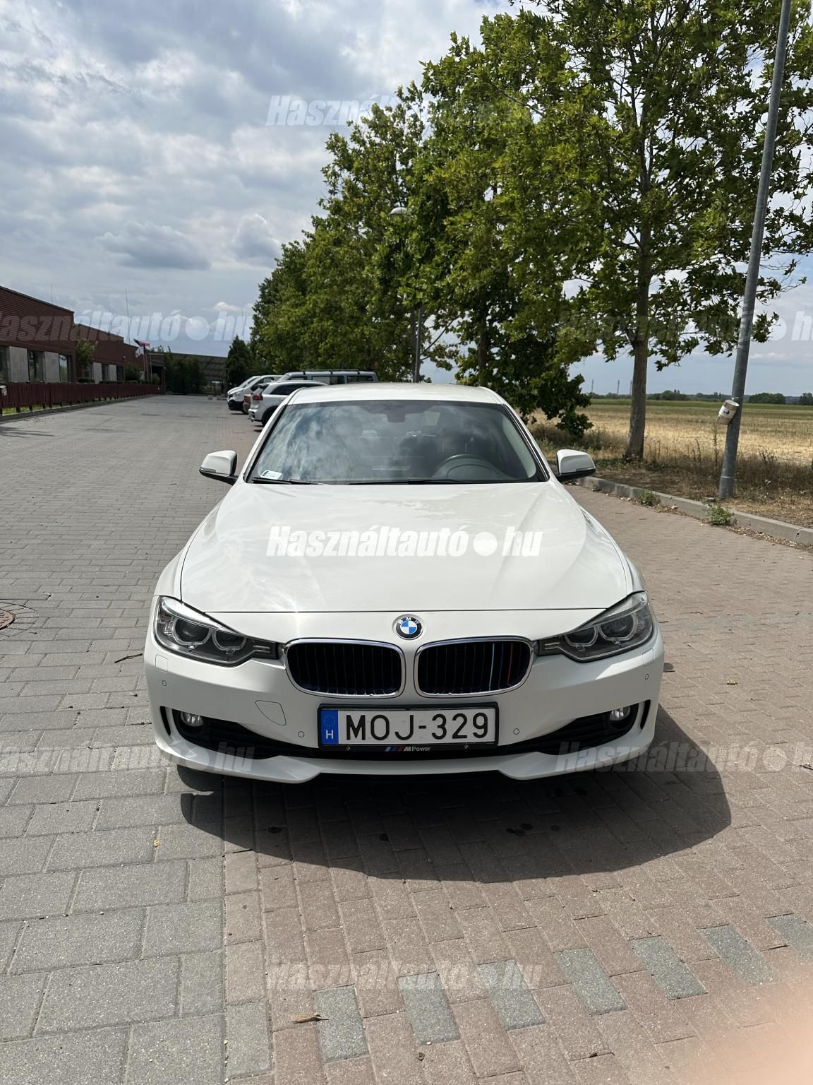 BMW 318 2014/3 - 1