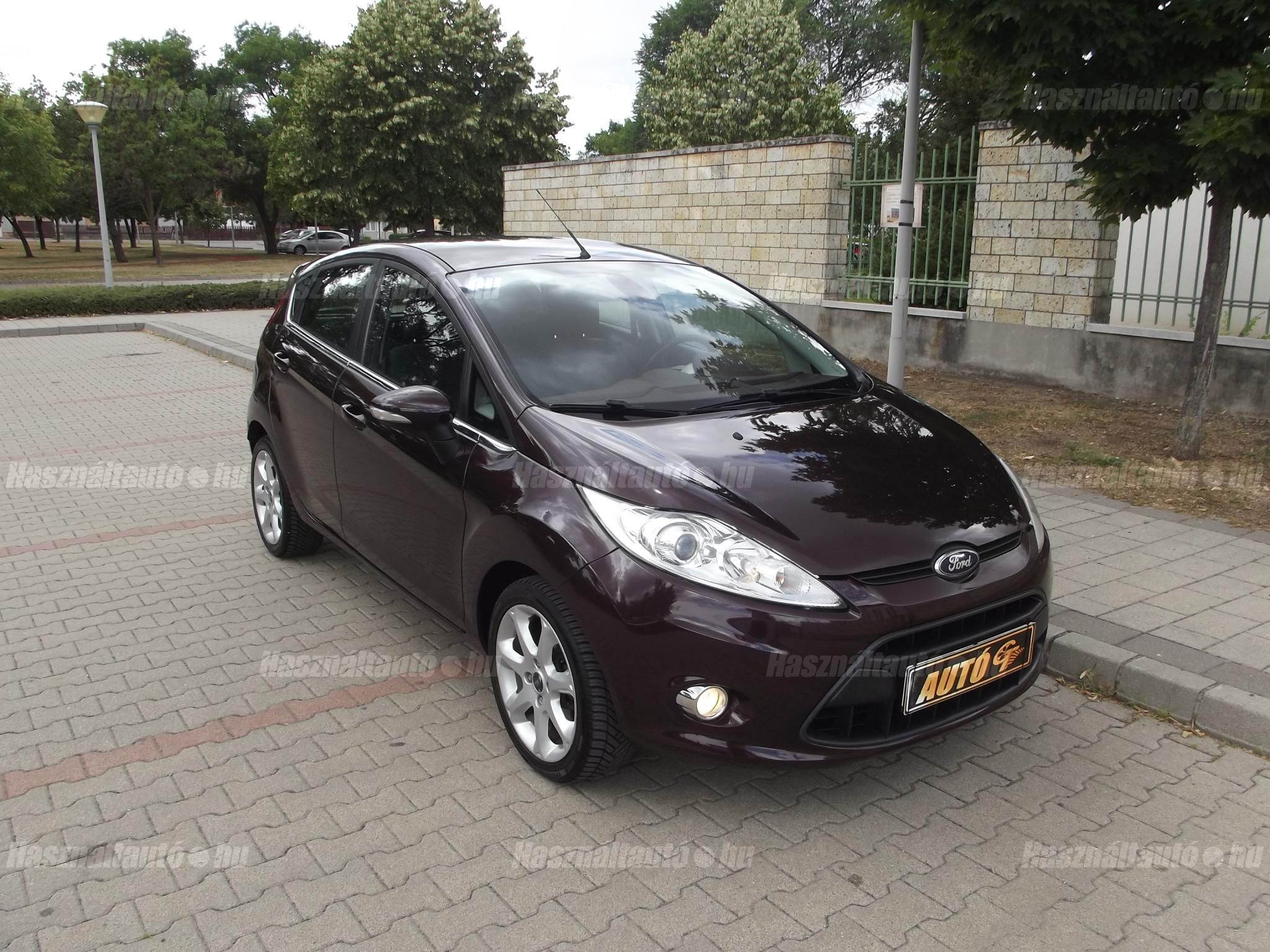 FORD FIESTA 2010/4 - 1