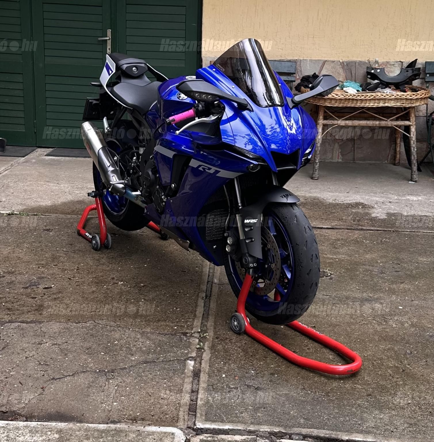 YAMAHA YZF R1 2022/1 - 1