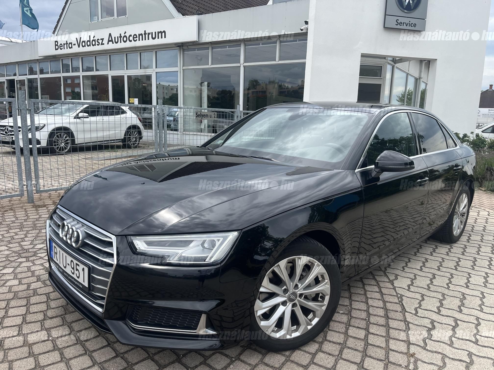 AUDI A4 2019/3 - 1