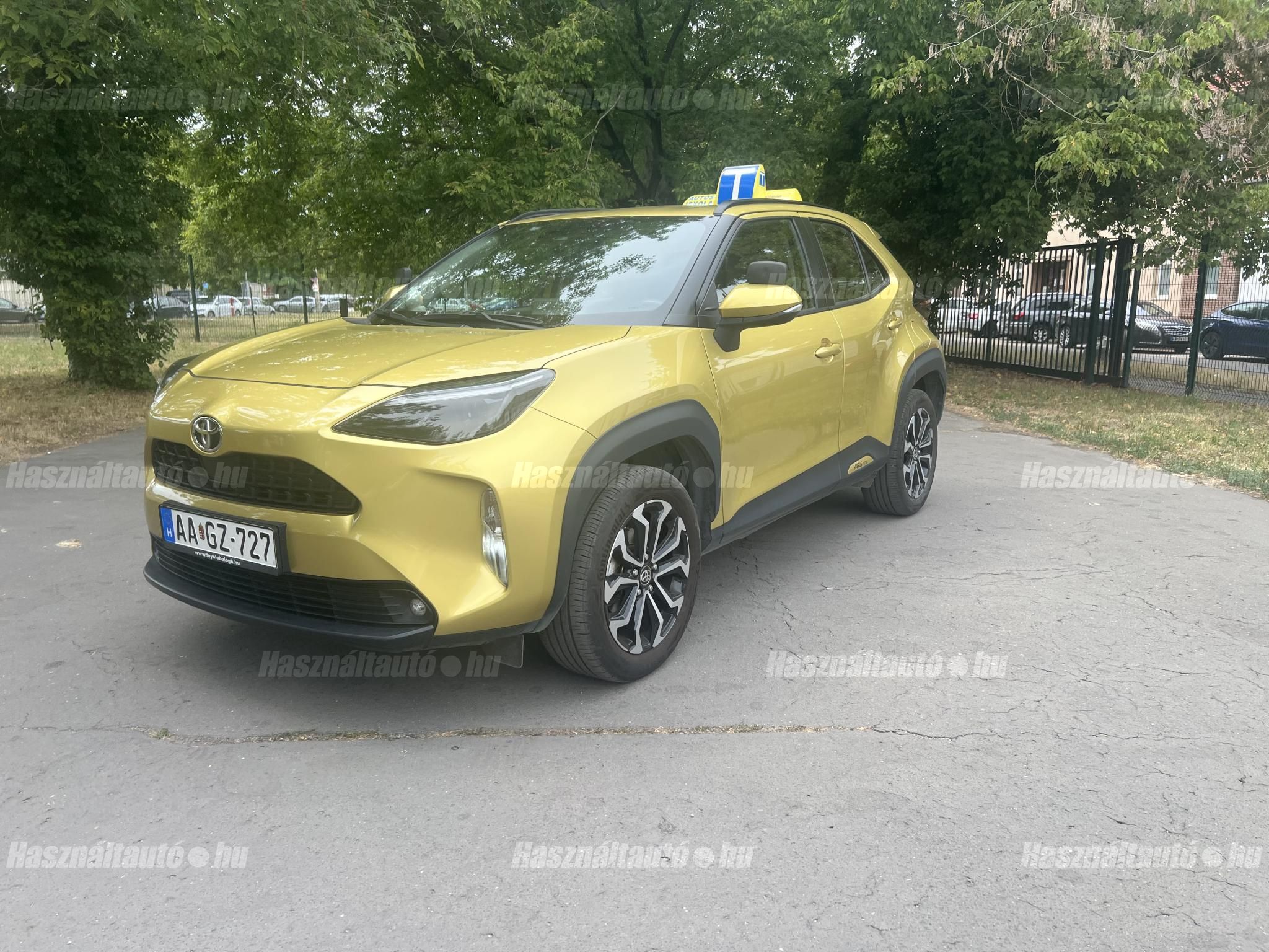 TOYOTA YARIS CROSS 2022/12 - 1