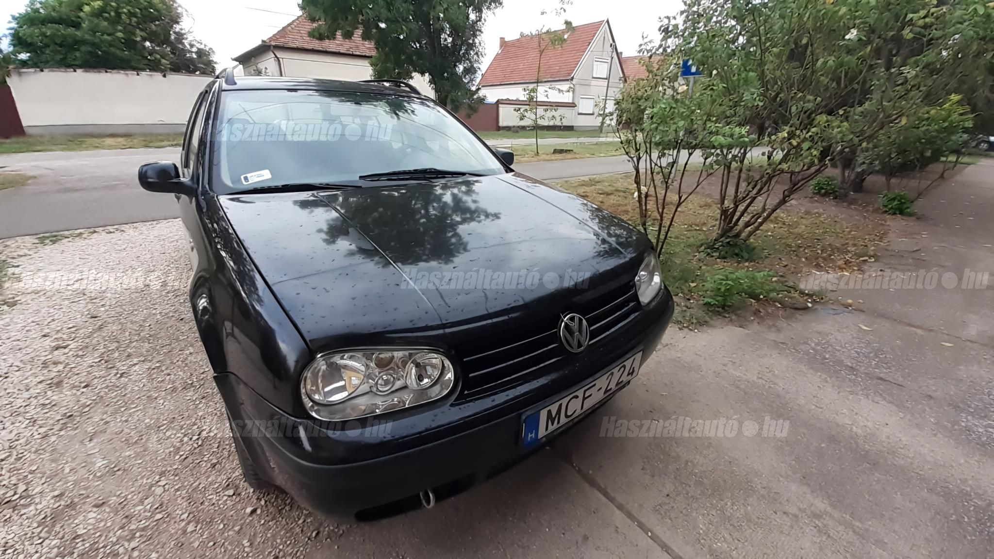 VOLKSWAGEN GOLF IV 2000/8 - 1