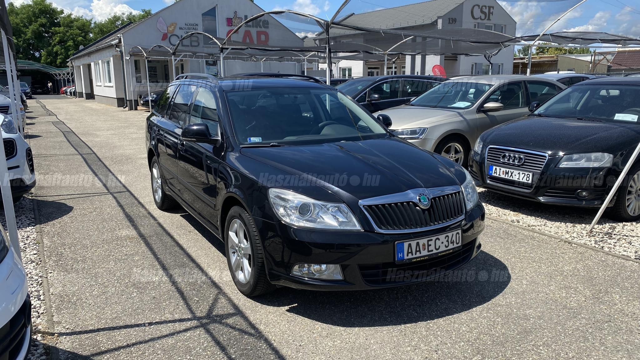 SKODA OCTAVIA 2012/7 - 1