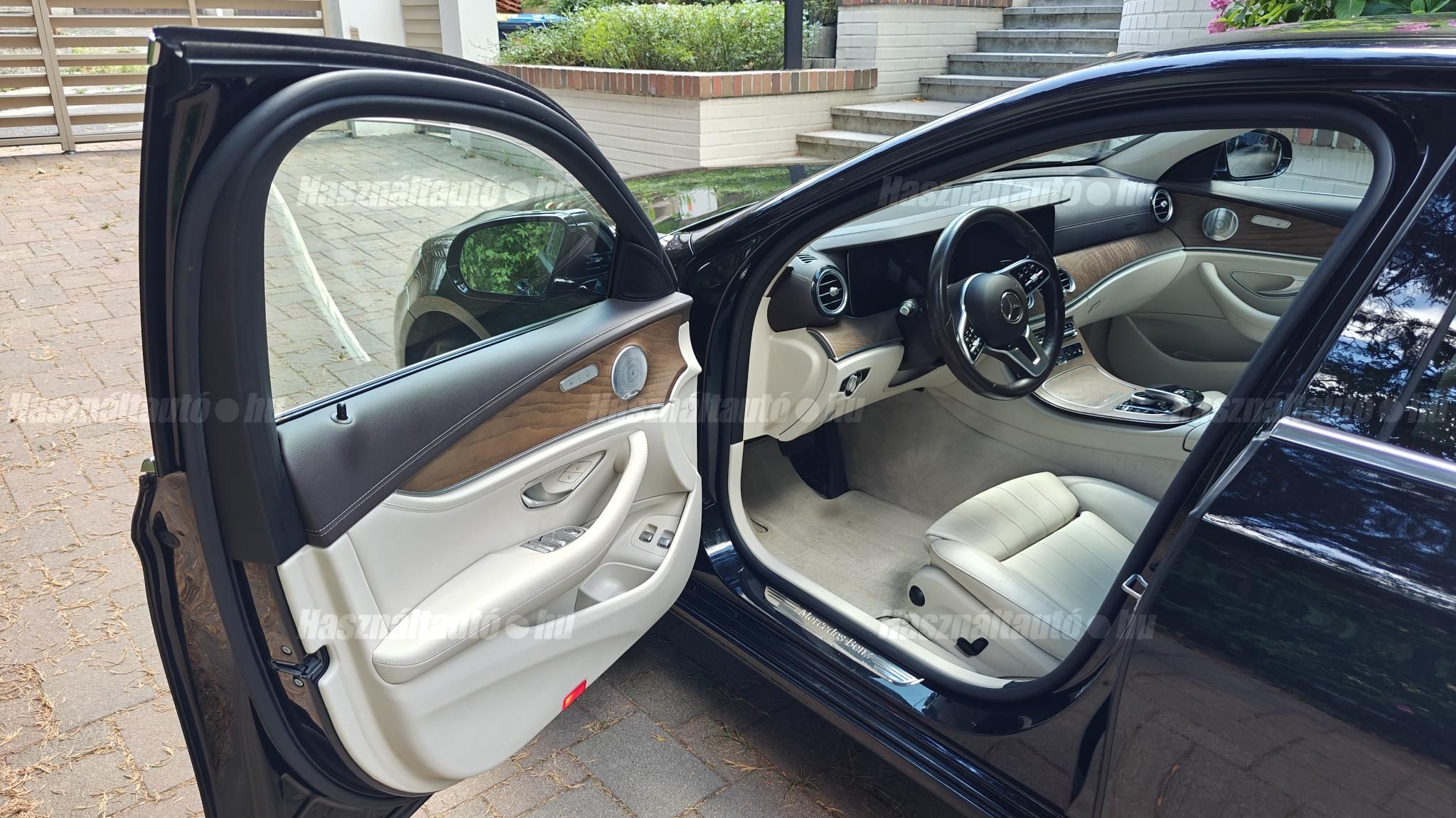 MERCEDES-BENZ E 300 2020/1 - 1
