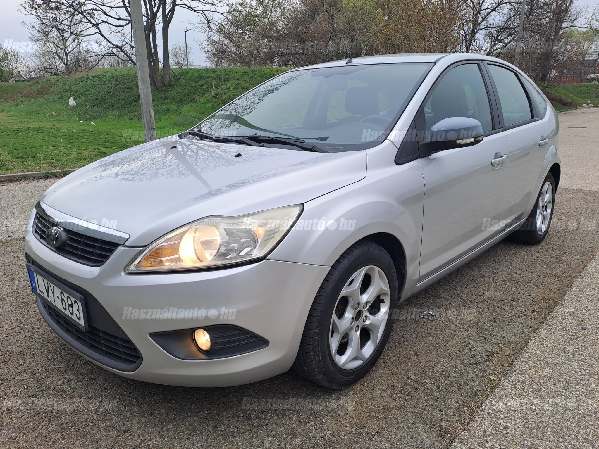 FORD FOCUS 2011/6 - 1