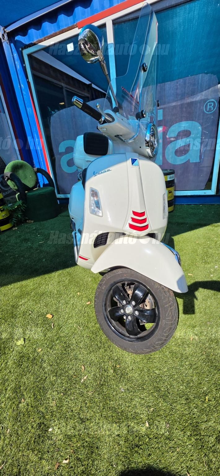 VESPA GTS 2022/9 - 1