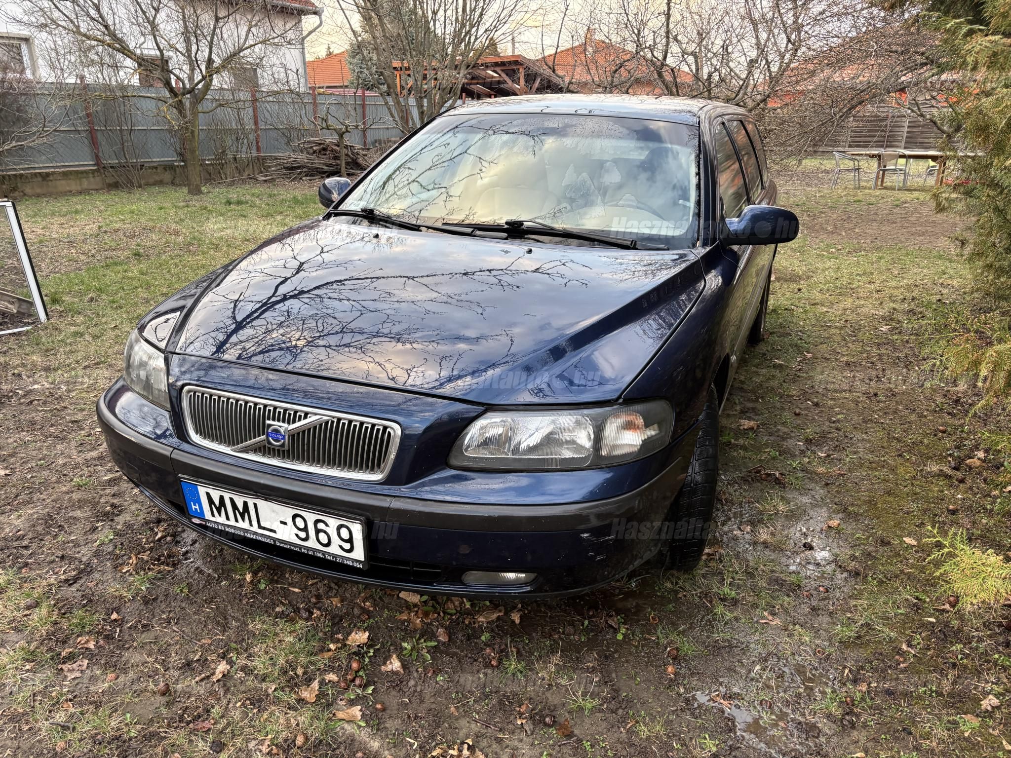 VOLVO V70 2002/10 - 1