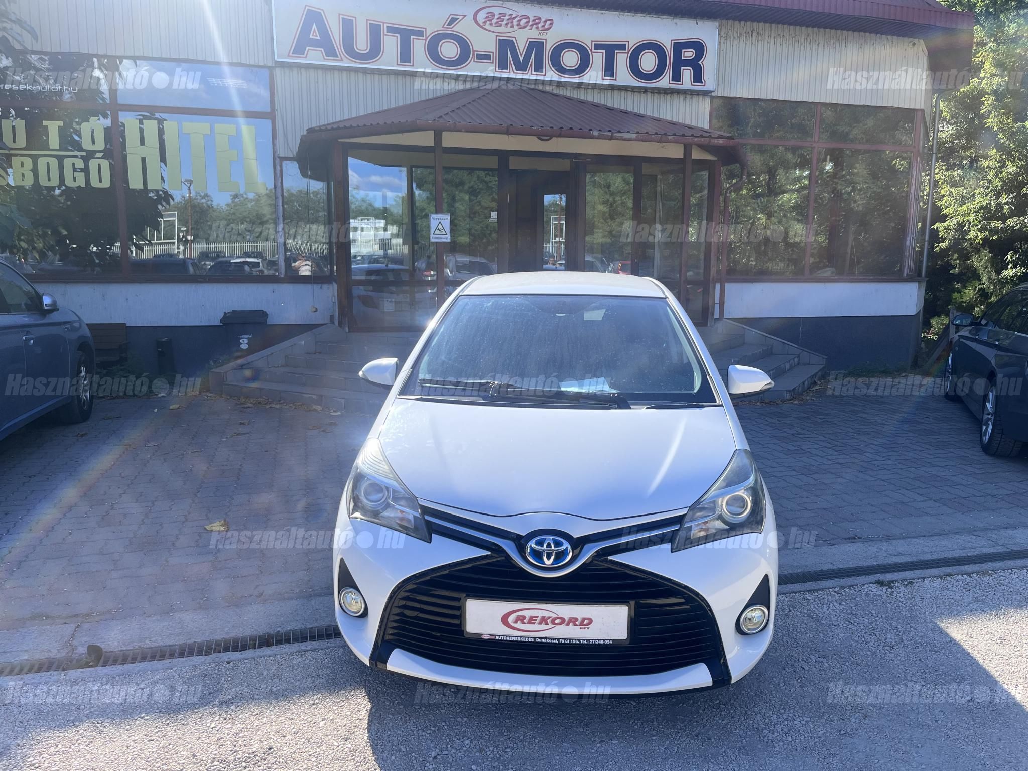 TOYOTA YARIS 2015/12 - 1