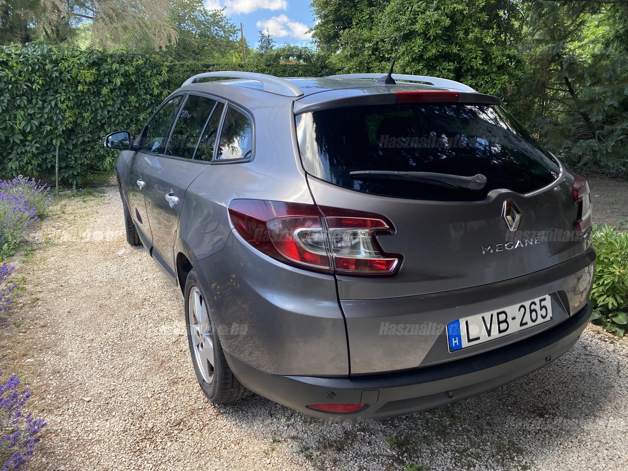 RENAULT MEGANE 2011/2 - 1