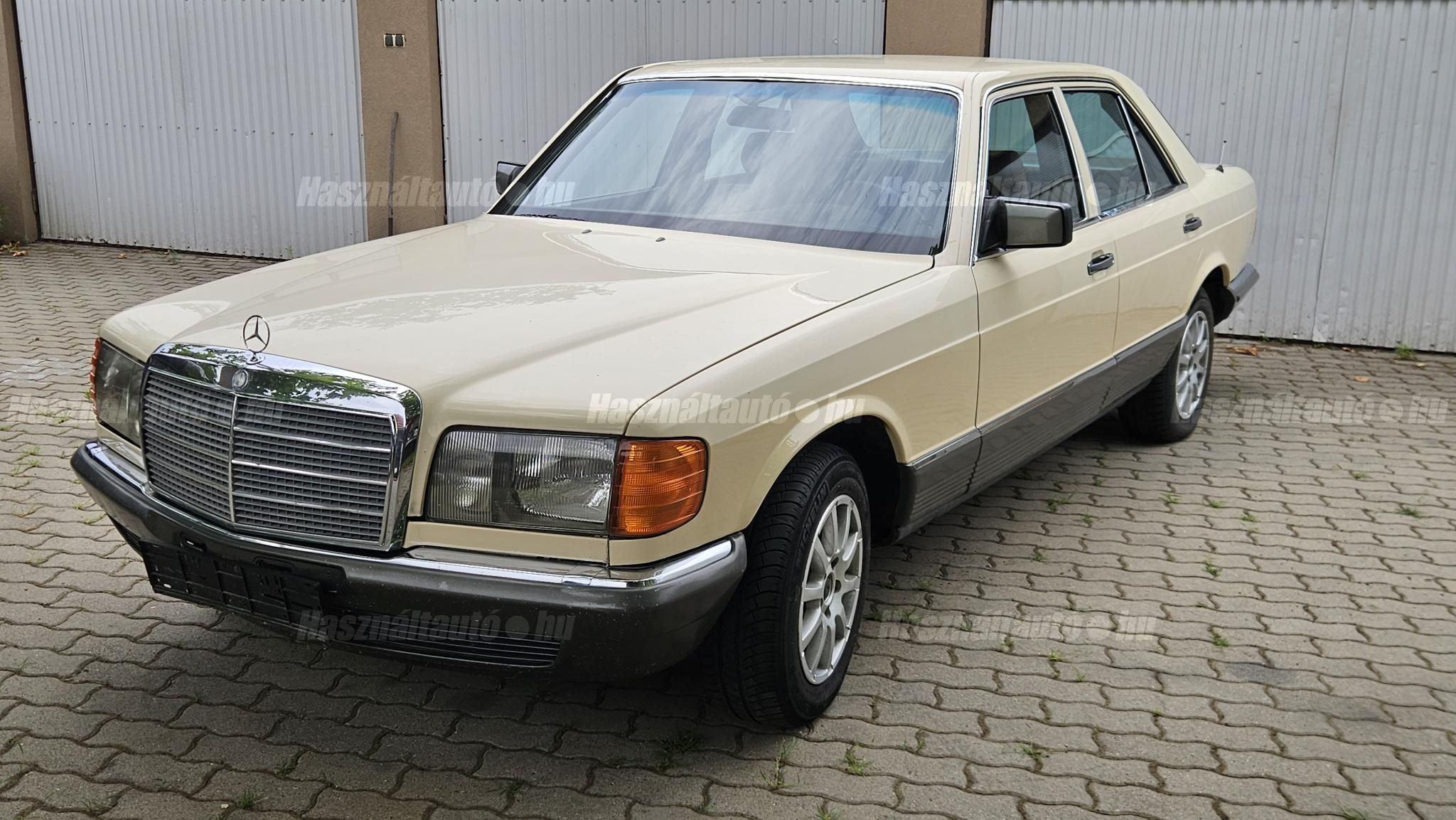 MERCEDES-BENZ 280 1980/1 - 1