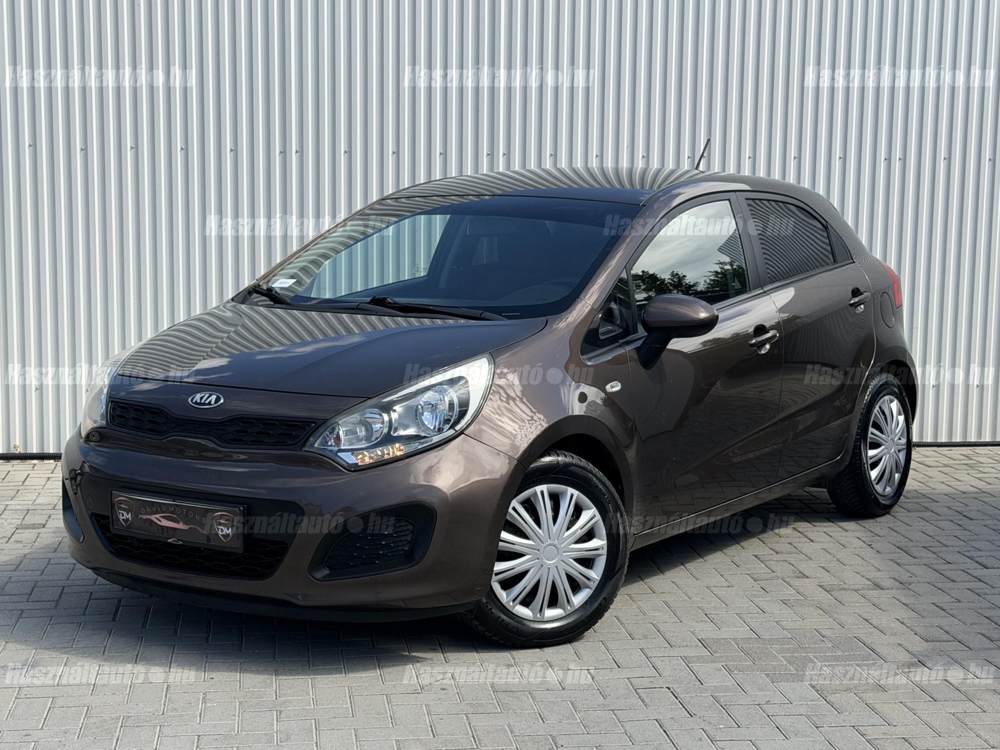 KIA RIO 2014/10 - 1