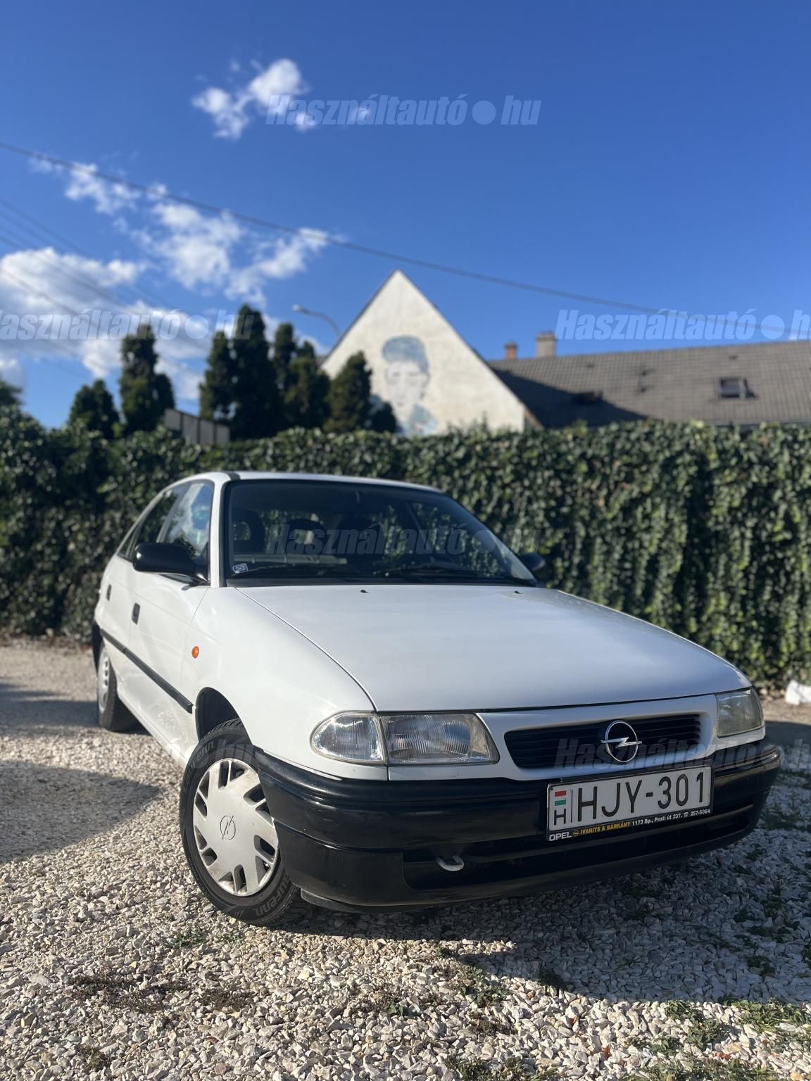 OPEL ASTRA F 2000/10 - 1