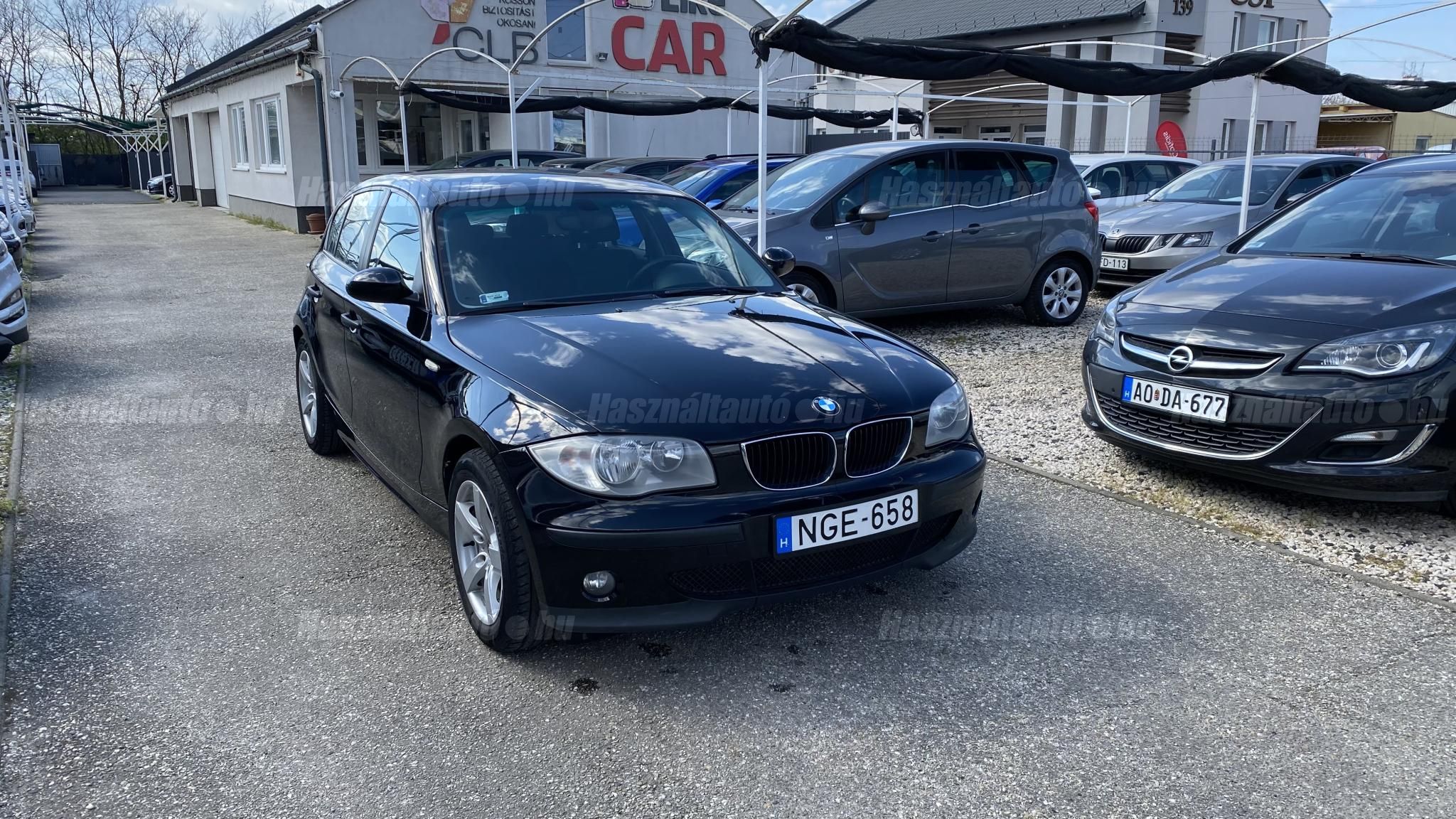 BMW 118 2005/8 - 1