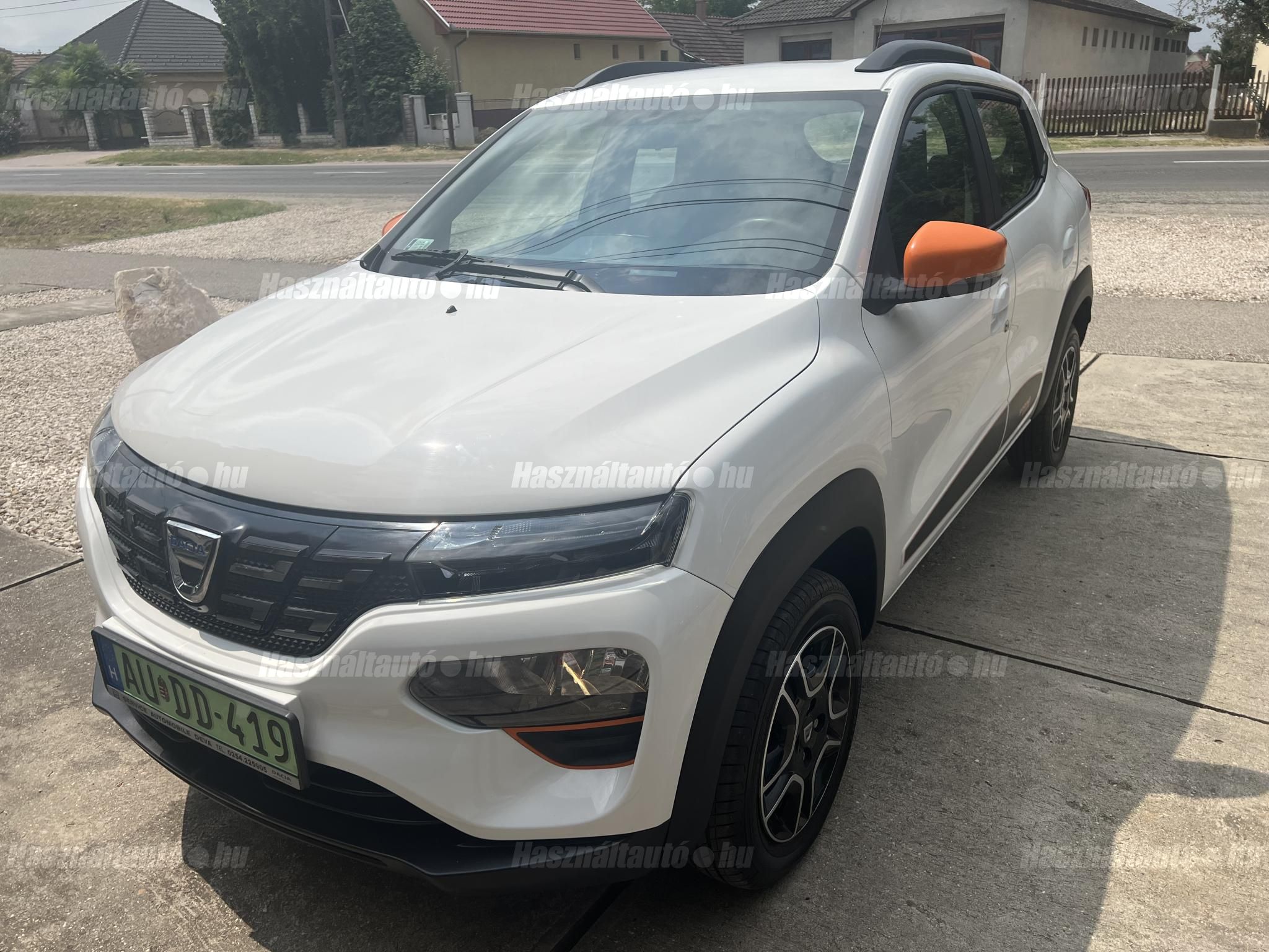 DACIA SPRING 2021/10 - 1
