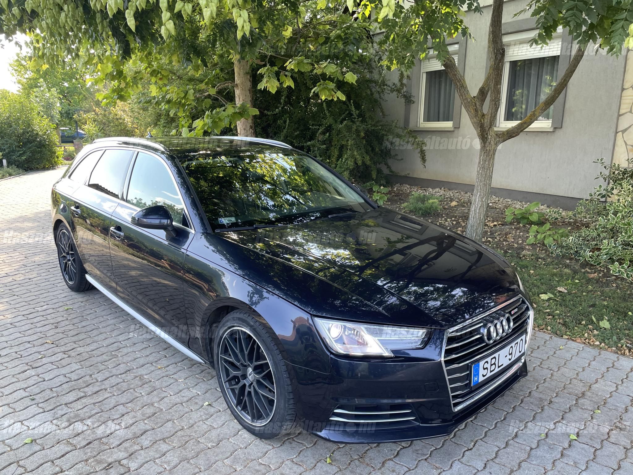 AUDI A4 2016/12 - 1