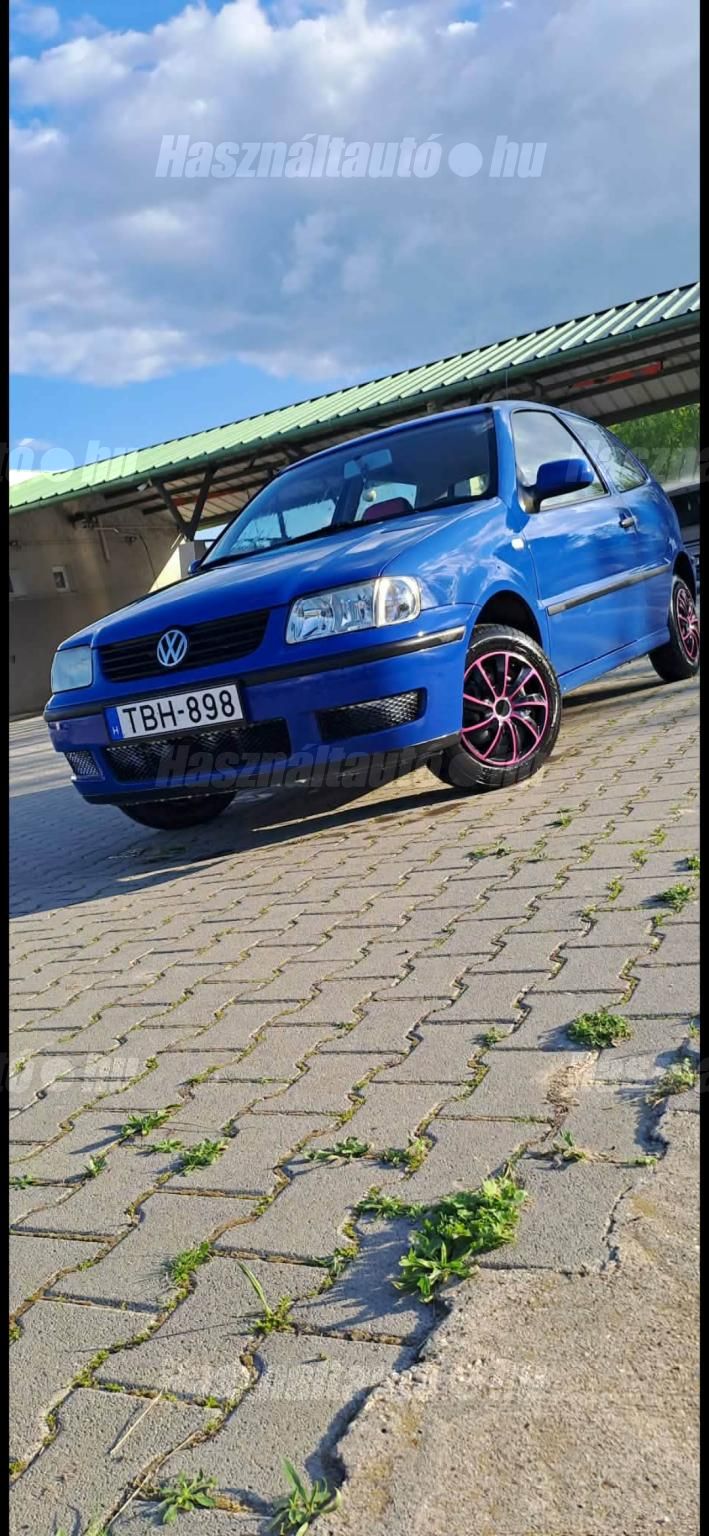 VOLKSWAGEN POLO 2000 - 1