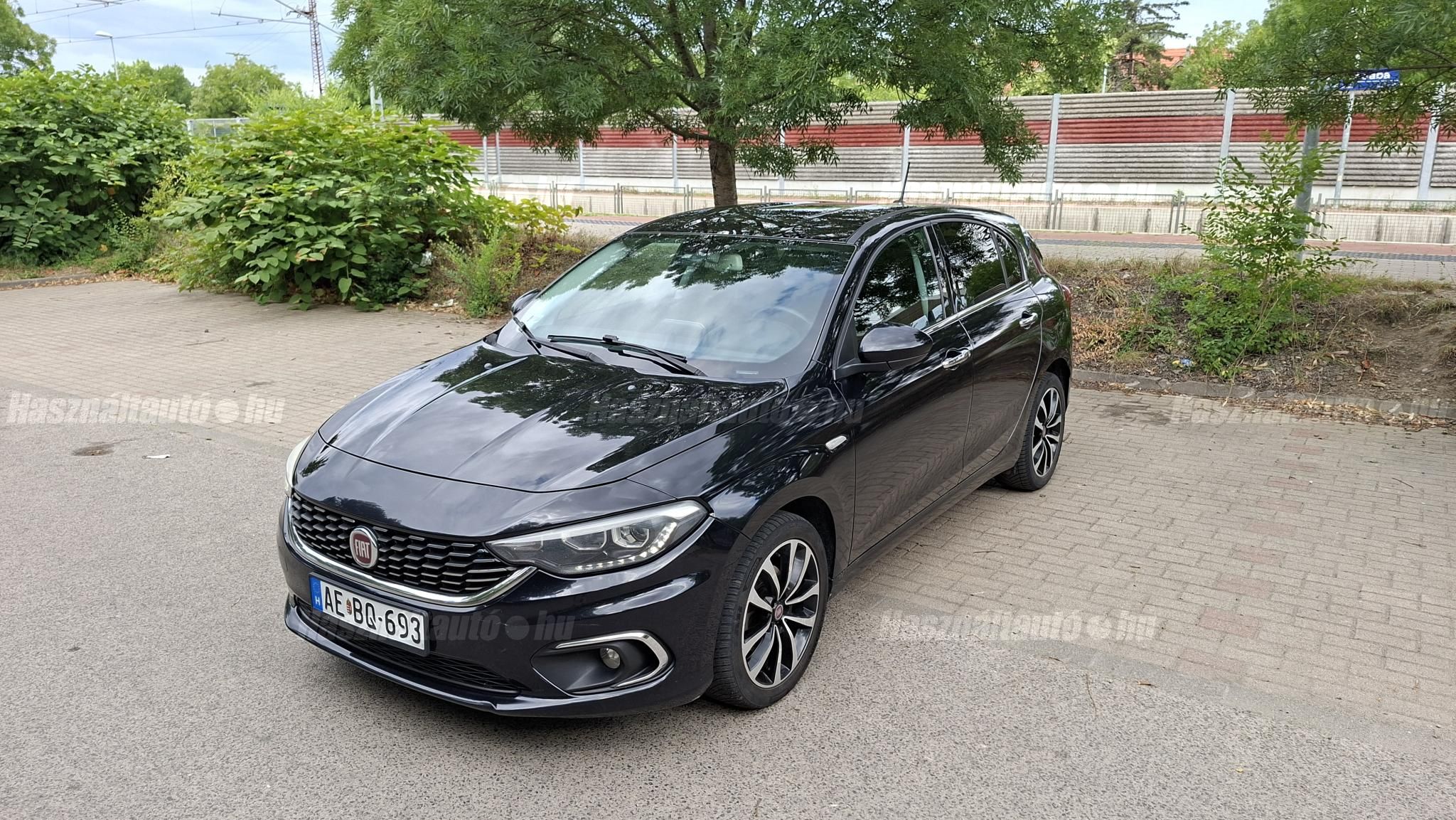 FIAT TIPO 2017/8 - 1