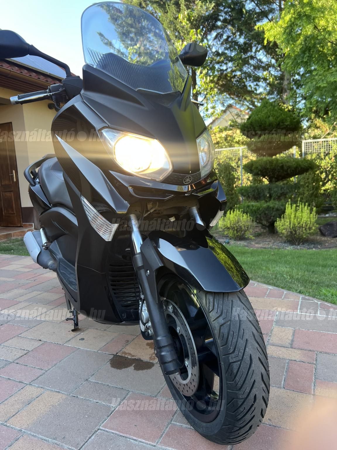 YAMAHA X-MAX 250 2010/4 - 1
