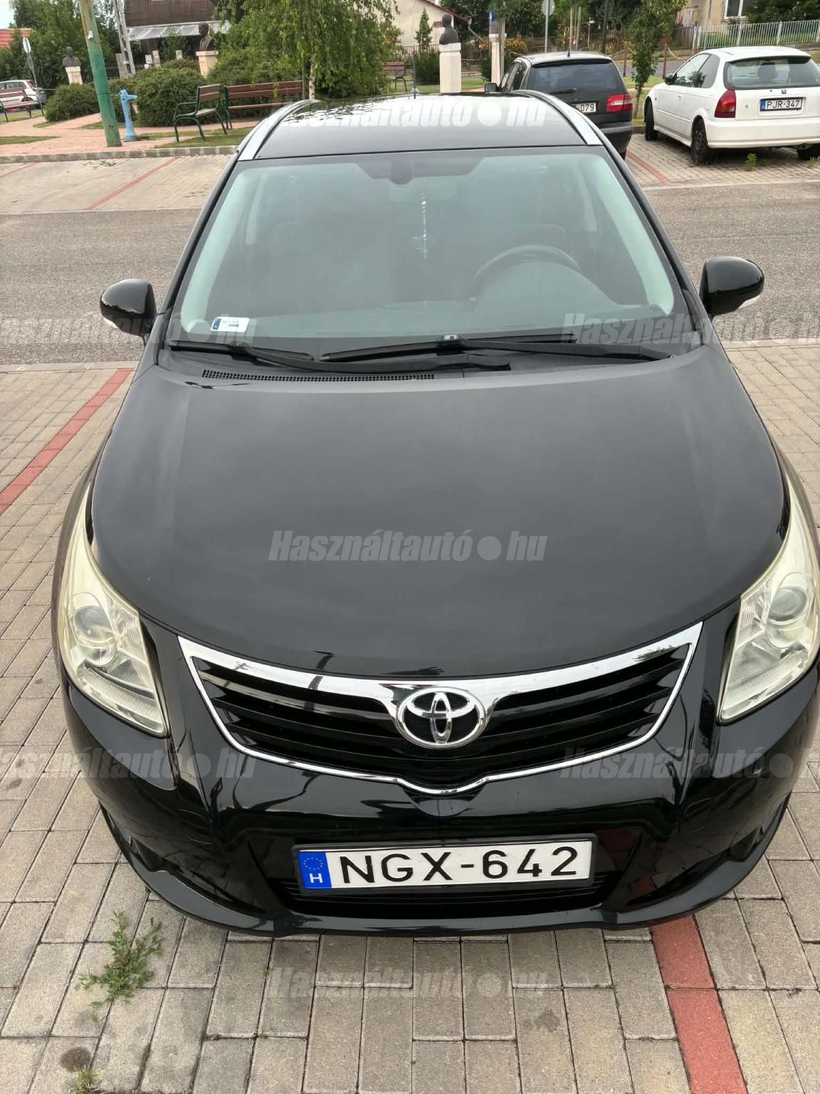 TOYOTA AVENSIS 2009/4 - 1