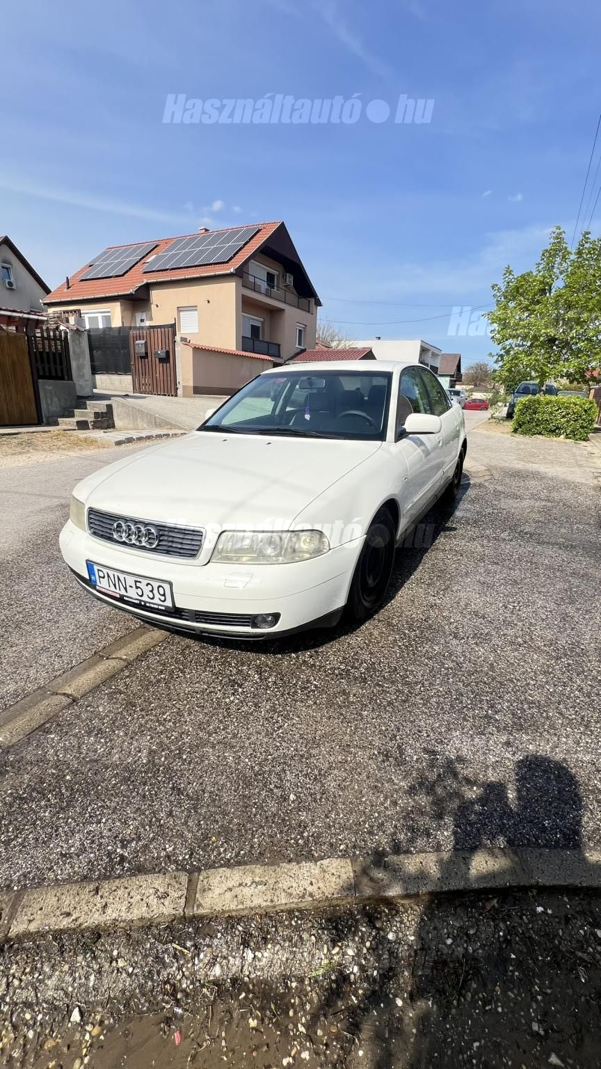 AUDI A4 1997/4 - 1