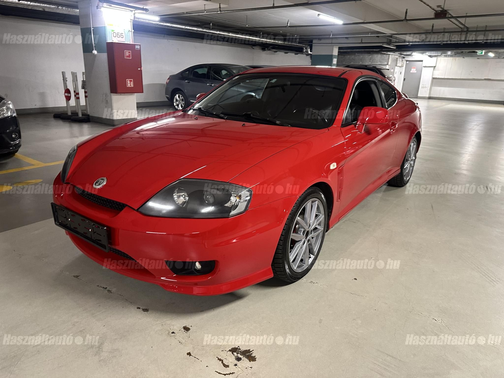 HYUNDAI COUPE 2006 - 1