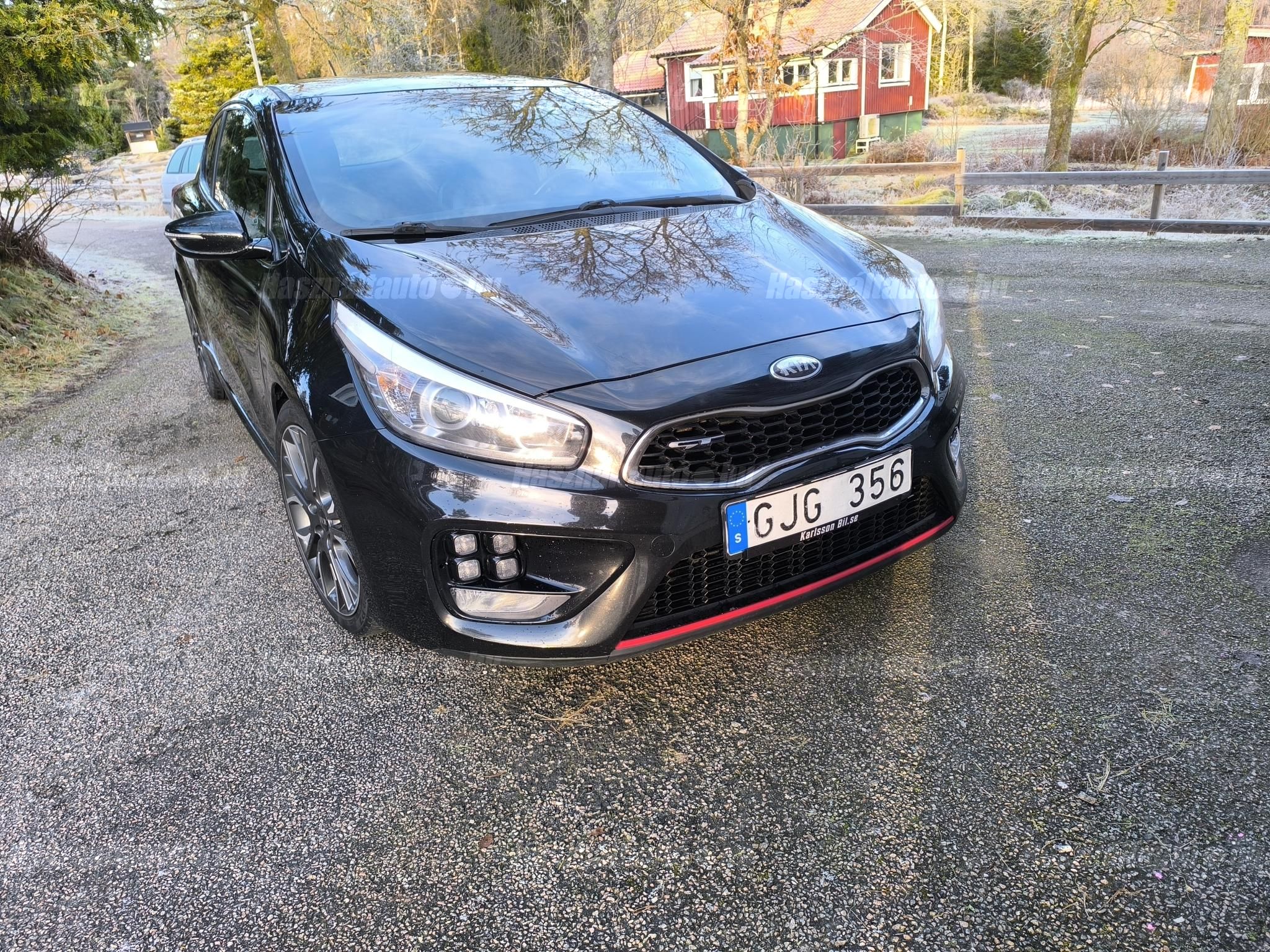 KIA PRO CEE'D 2013/10 - 1