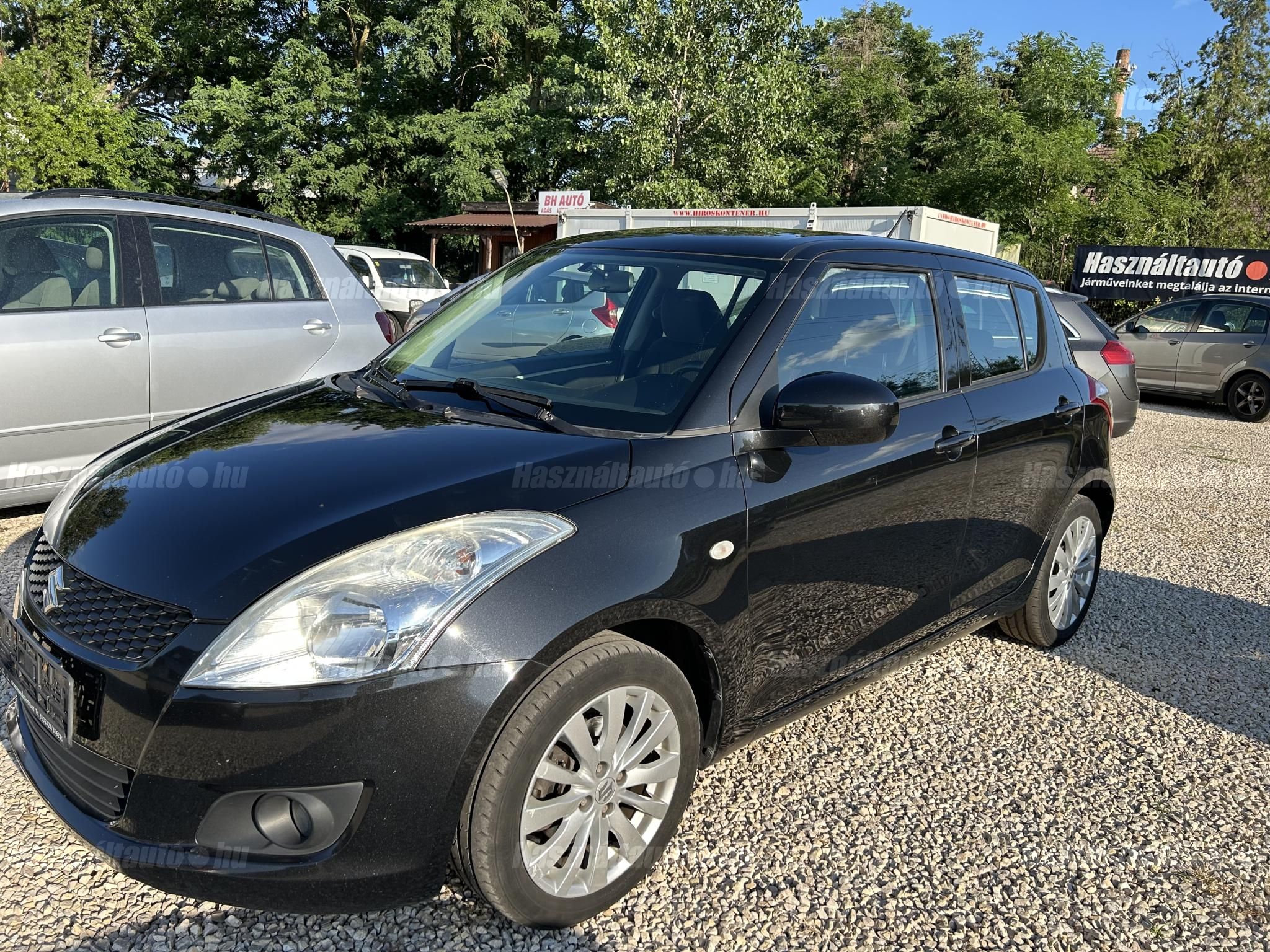 SUZUKI SWIFT 2013/7 - 1