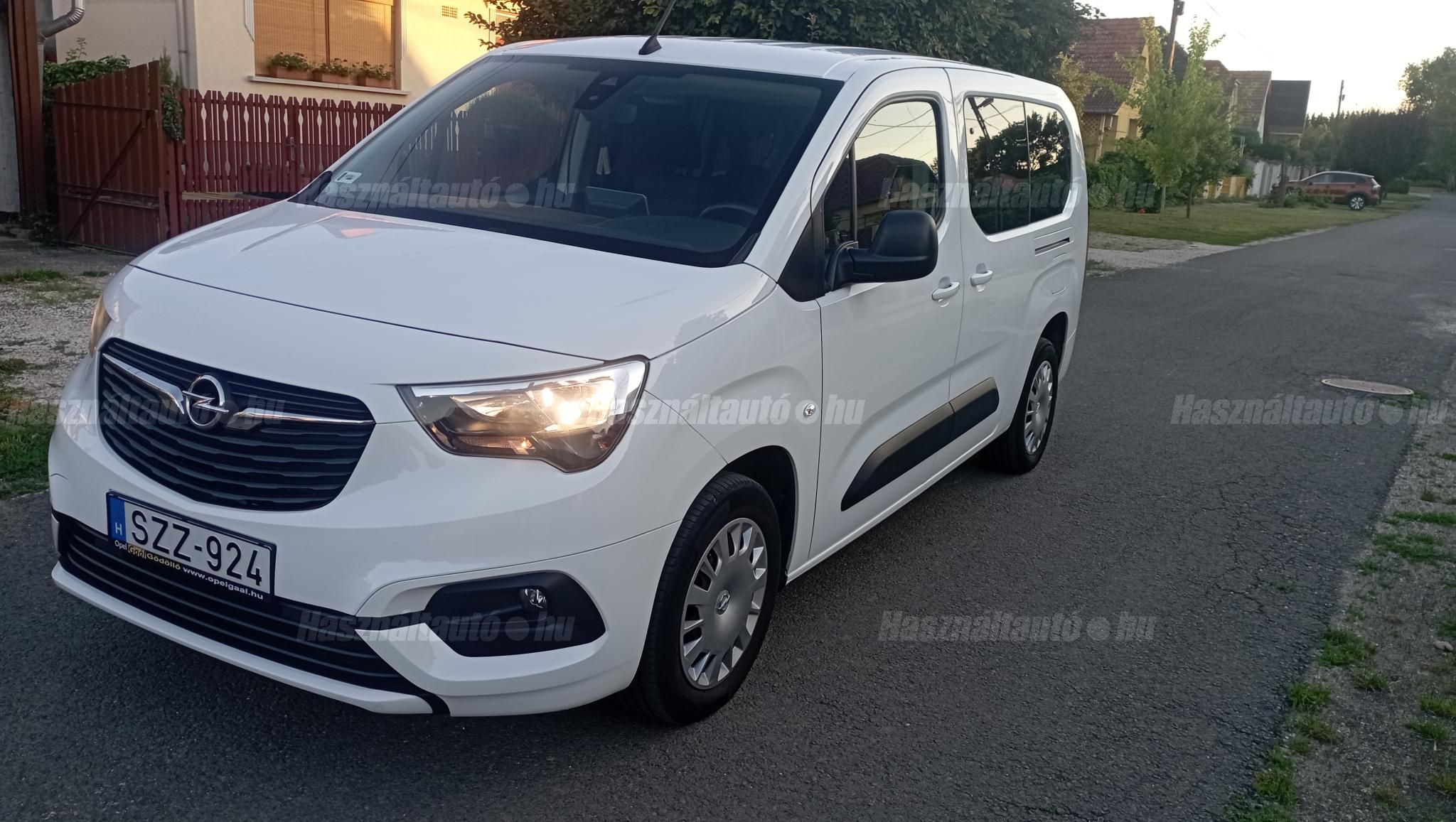 OPEL COMBO 2021/12 - 1