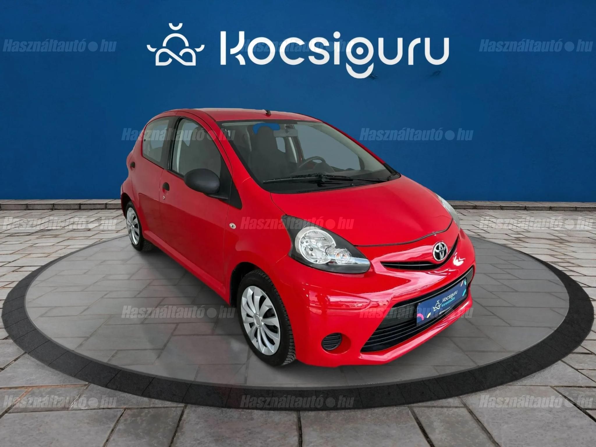TOYOTA AYGO 2013/10 - 1