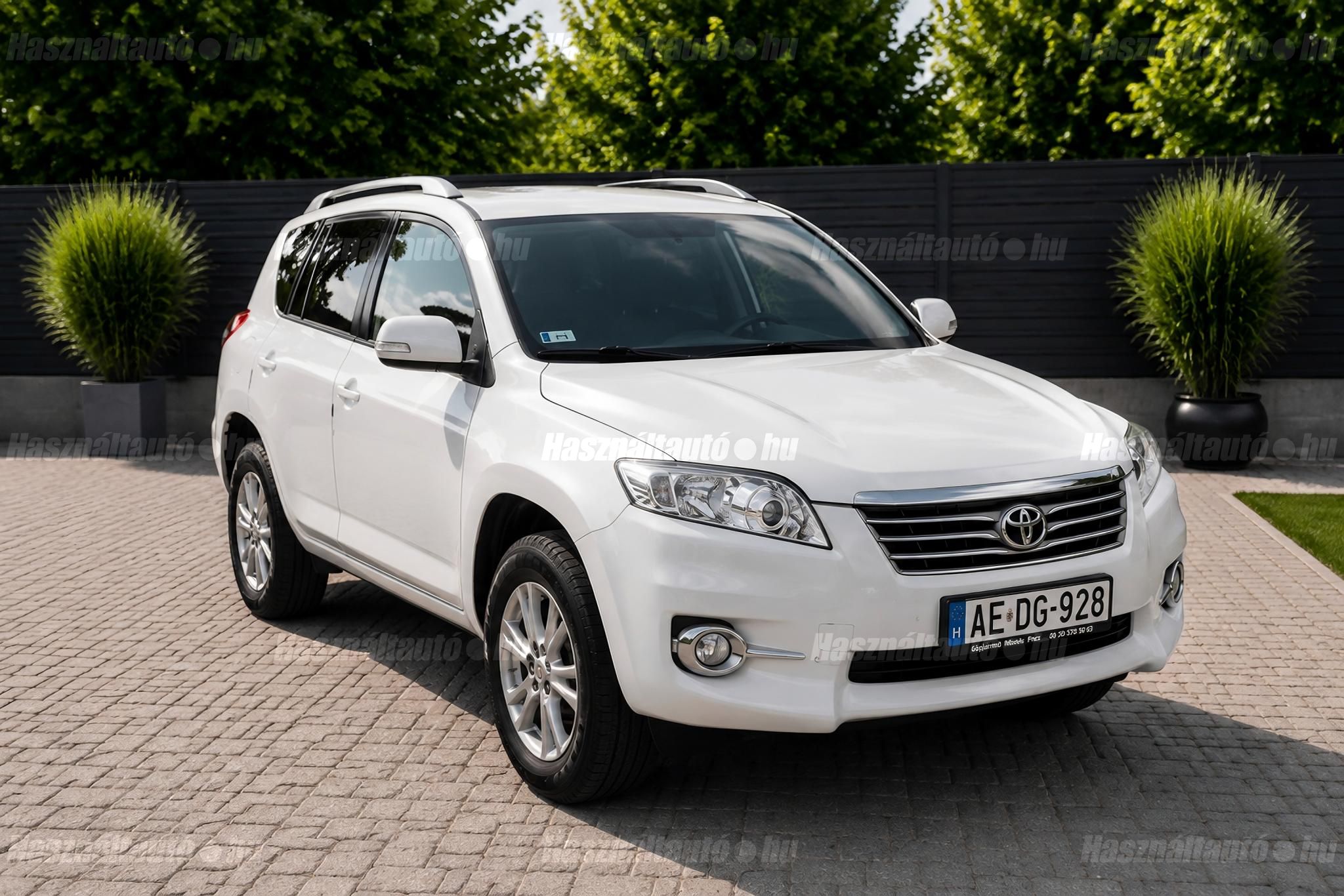 TOYOTA RAV 4 2011/3 - 1