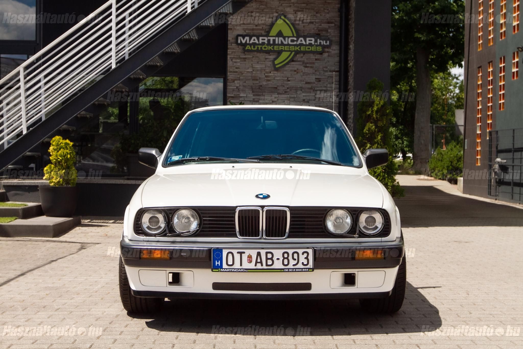 www.martincar.hu további 88 db Extra HD fénykép a BMW minden apró részletéről !!