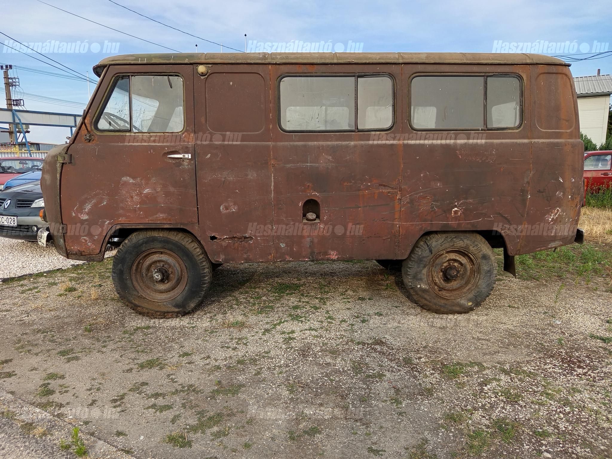 UAZ 452 1981 - 1