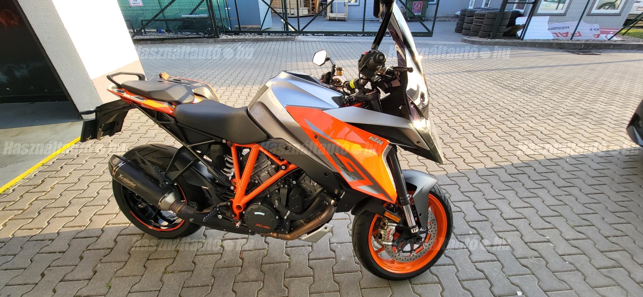 KTM 1290 SUPER DUKE GT 2016/5 - 1