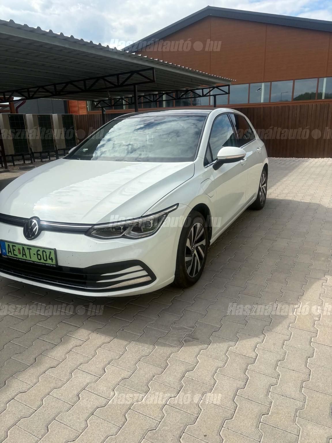 VOLKSWAGEN GOLF VIII 2021 - 1