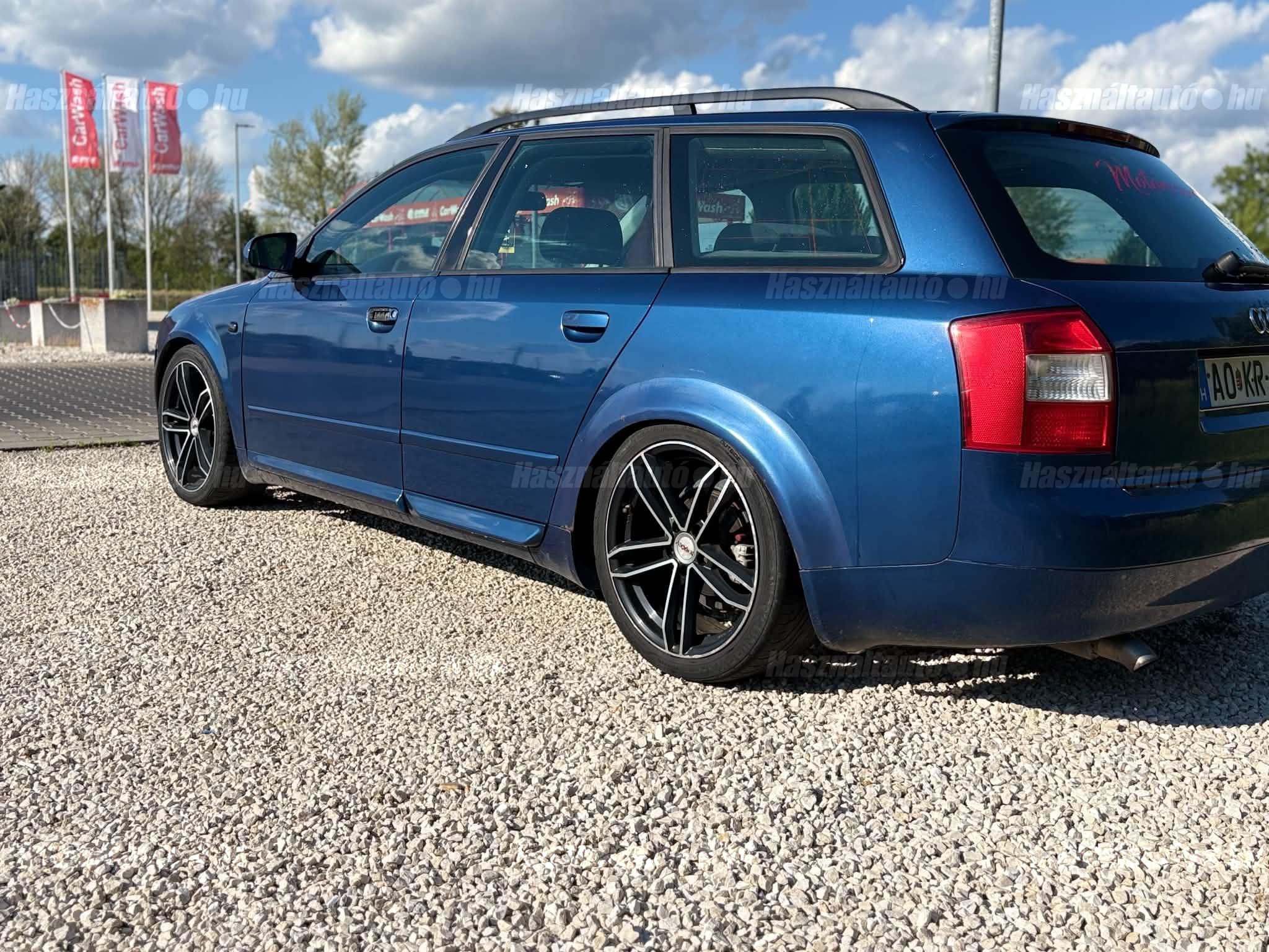 AUDI A4 2004/7 - 1