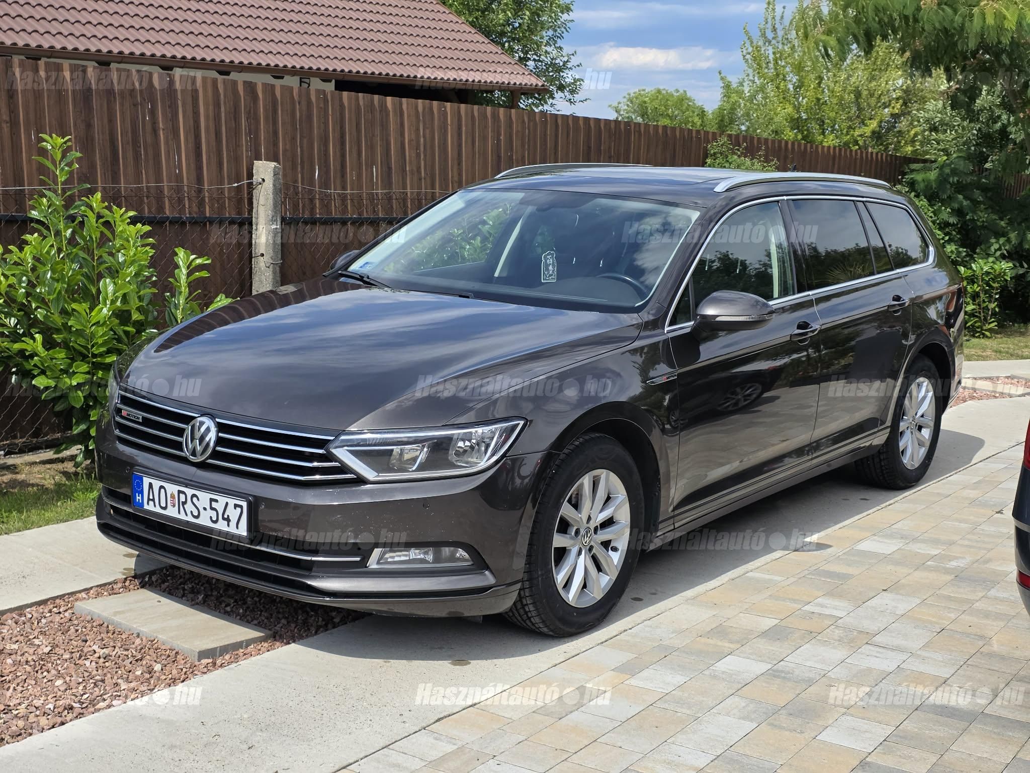 VOLKSWAGEN PASSAT 2015/6 - 1