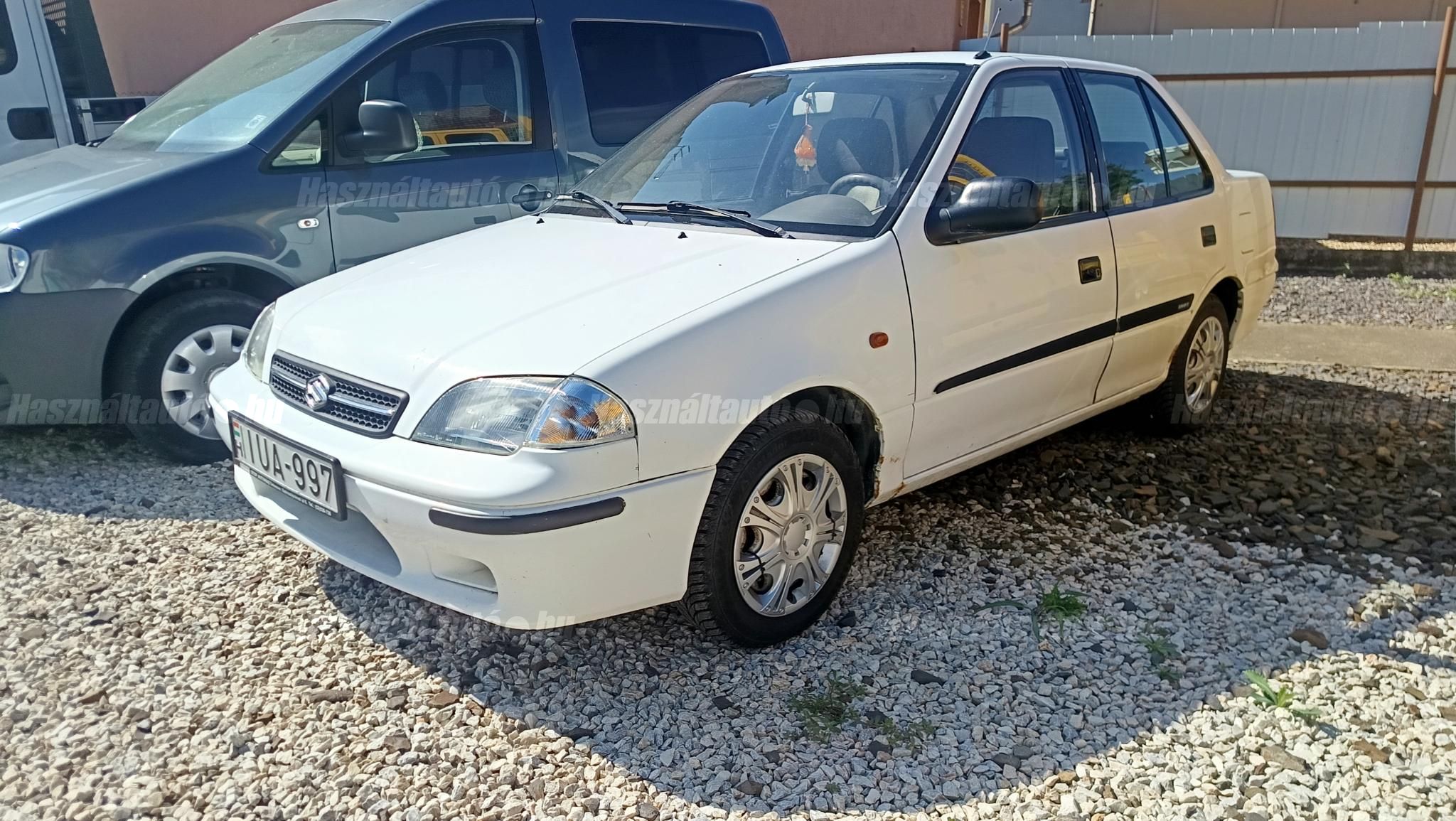 SUZUKI SWIFT 2003/10 - 1