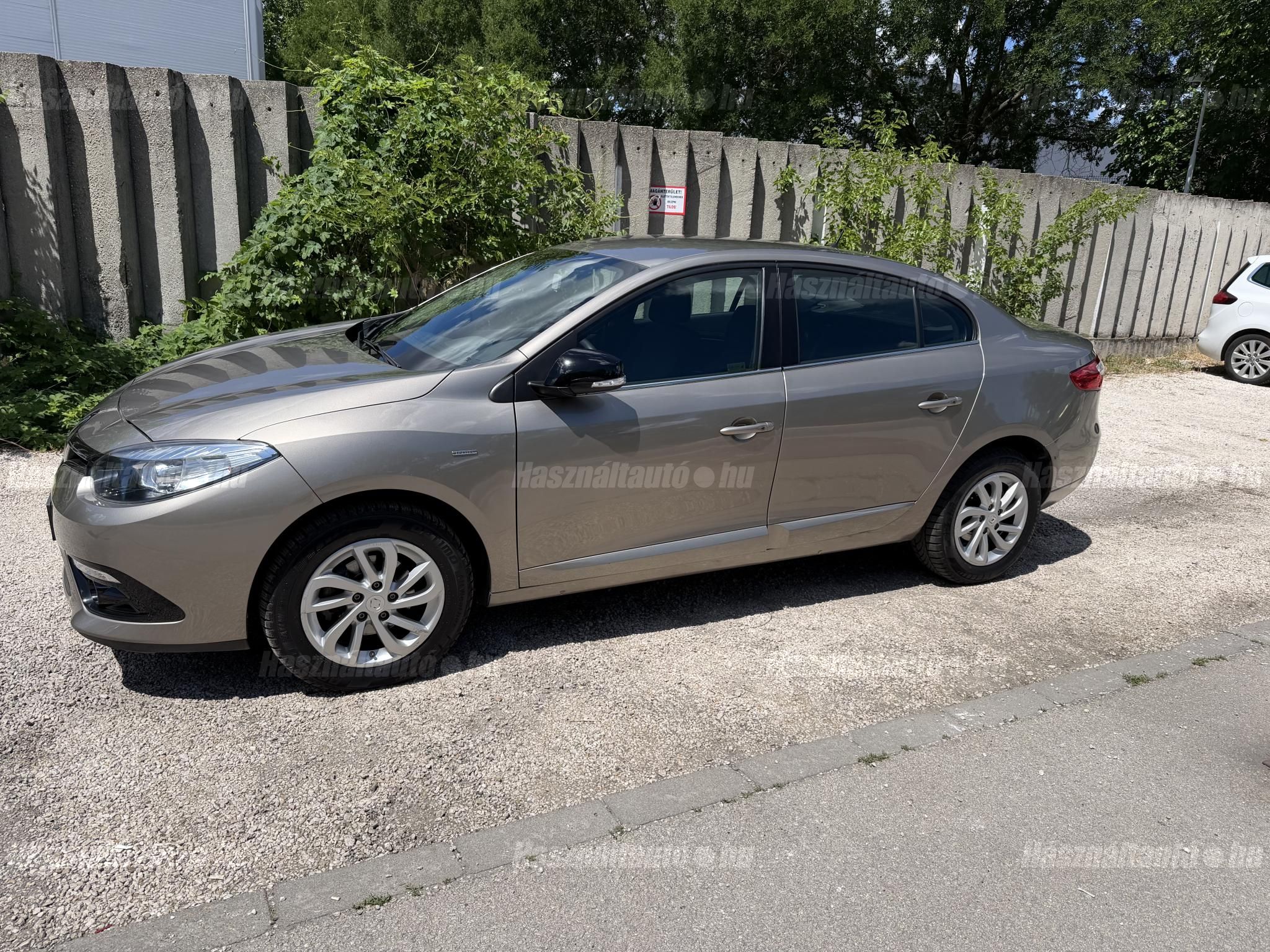 RENAULT FLUENCE 2015/12 - 1